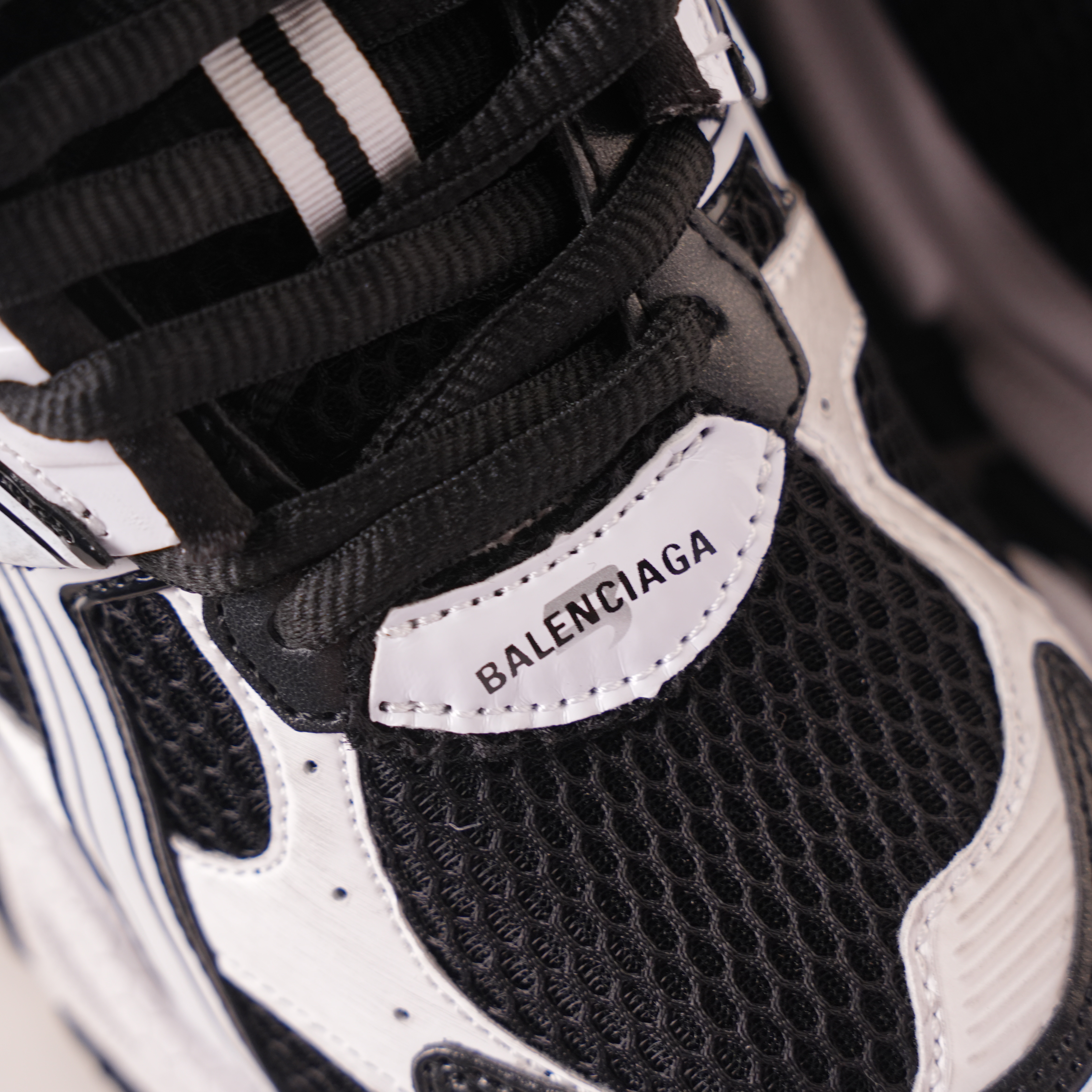 Balenciaga Runner White Black
