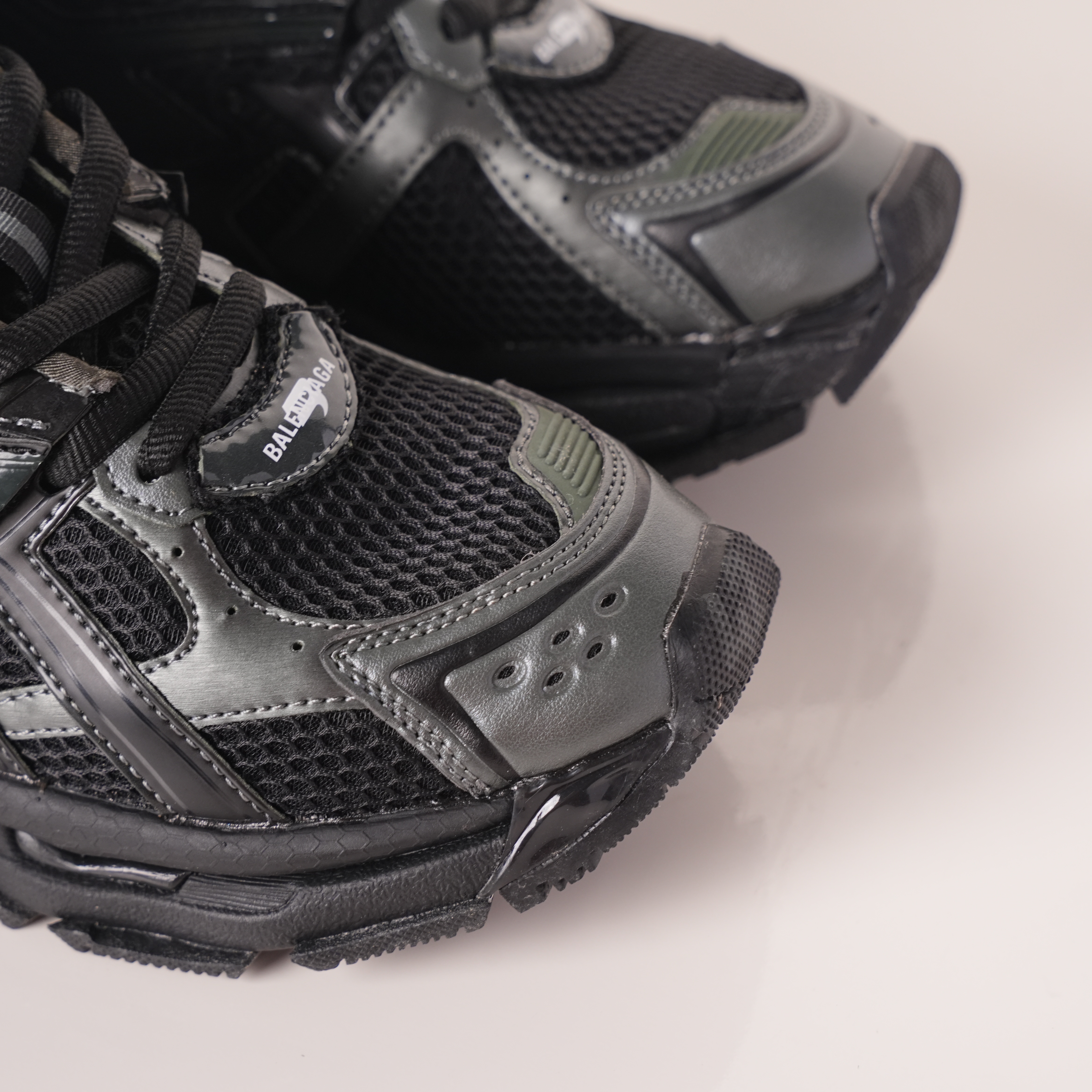 Balenciaga Runner Blackish Green