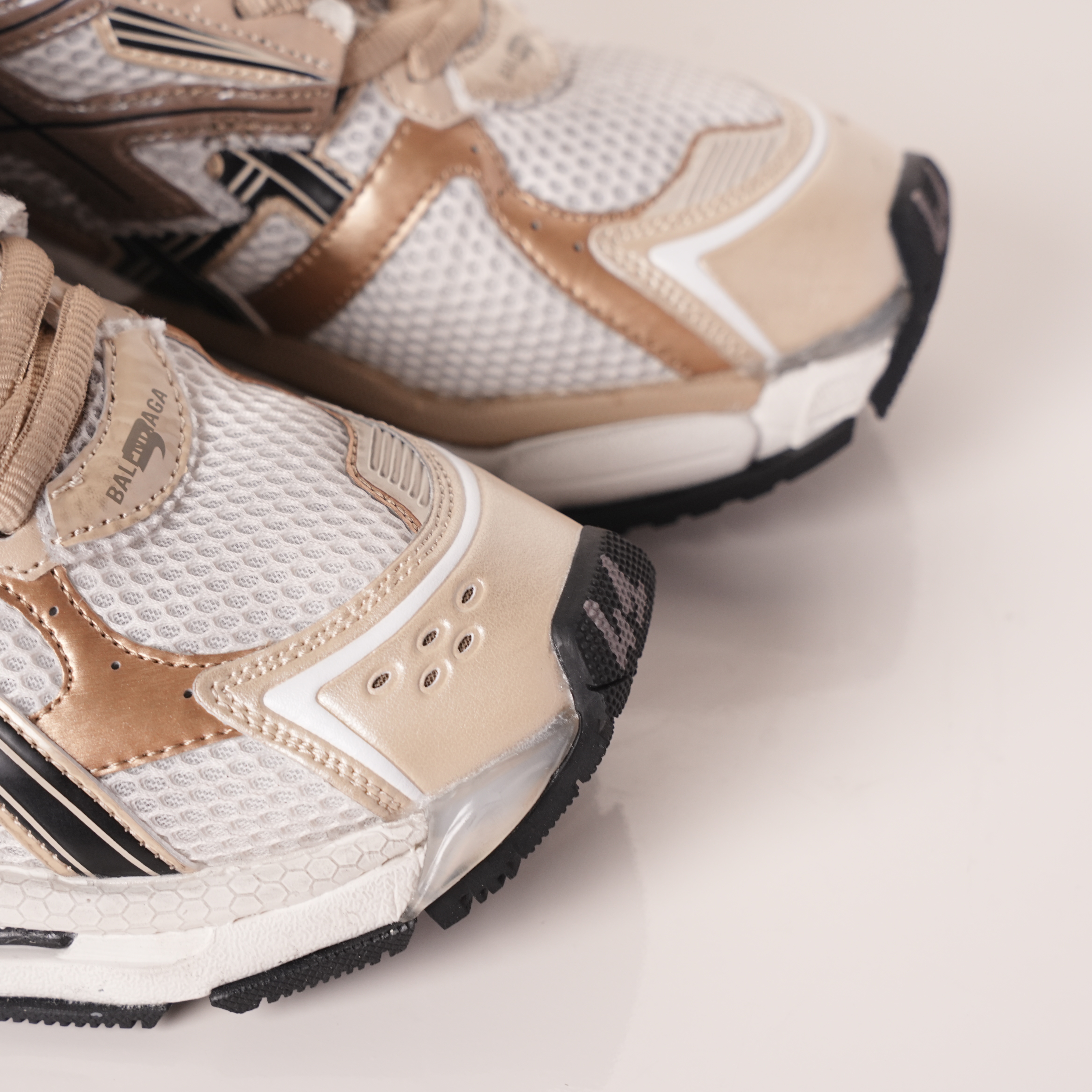 Balenciaga Runner Beige Black White