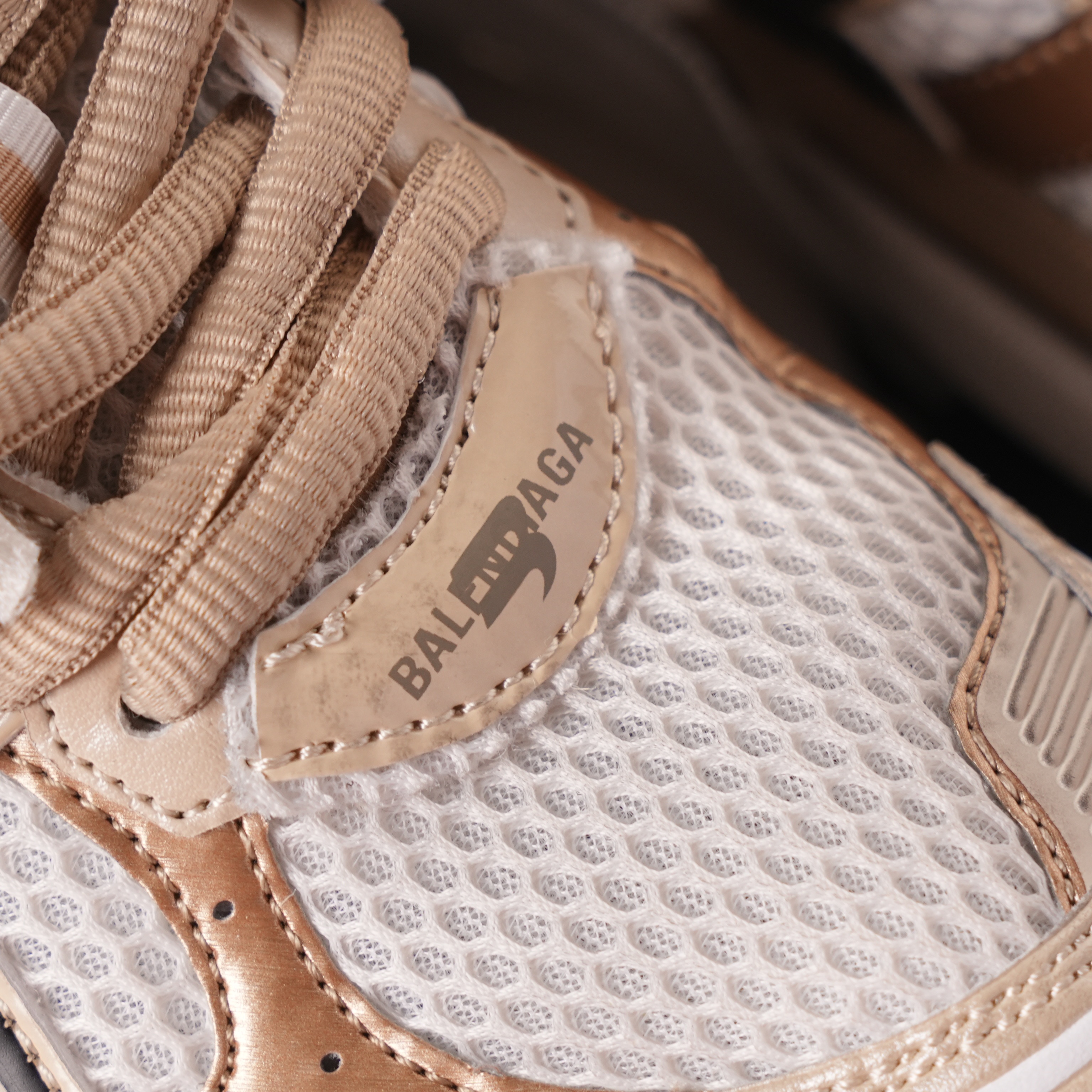 Balenciaga Runner Beige Black White