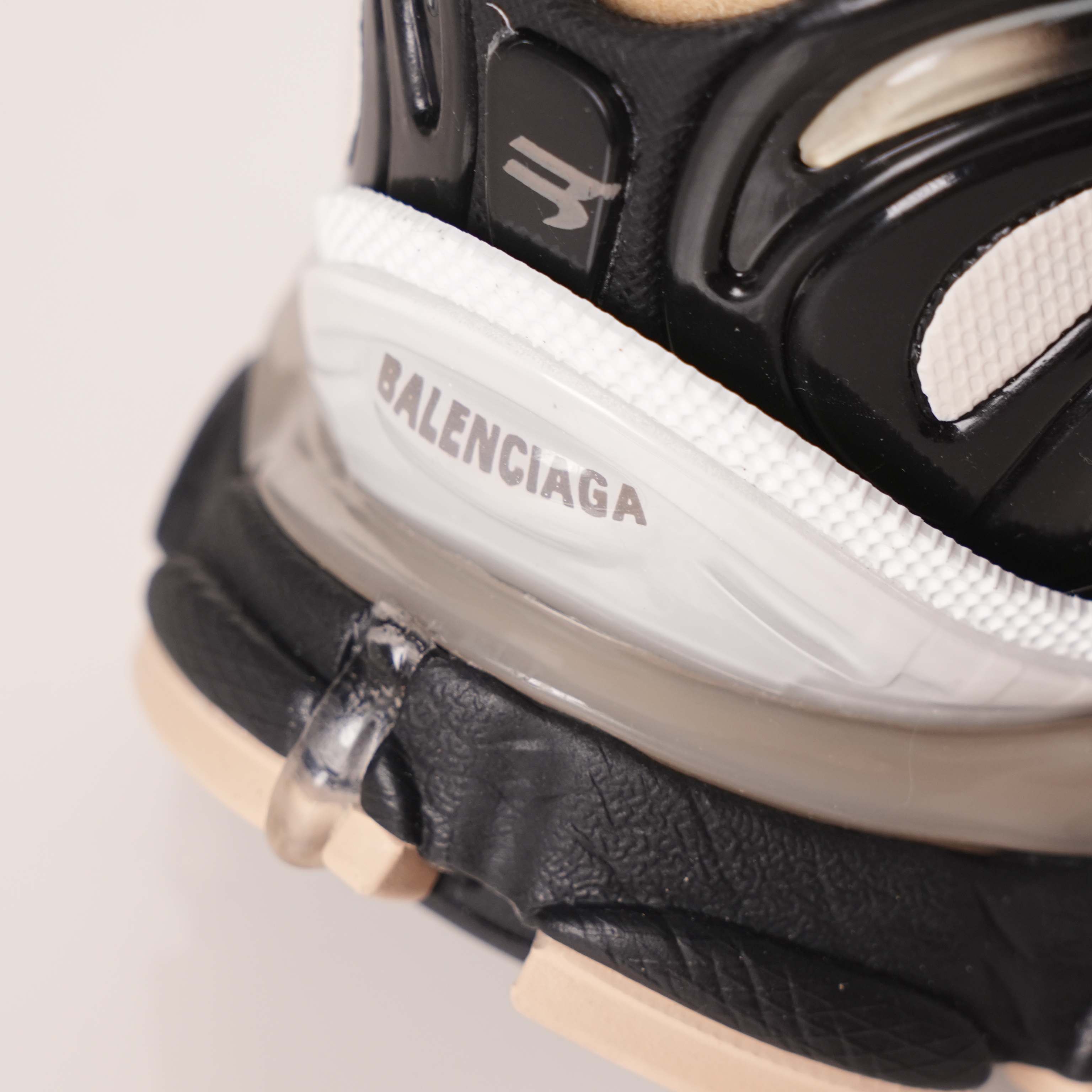 Balenciaga Runner Beige Black White