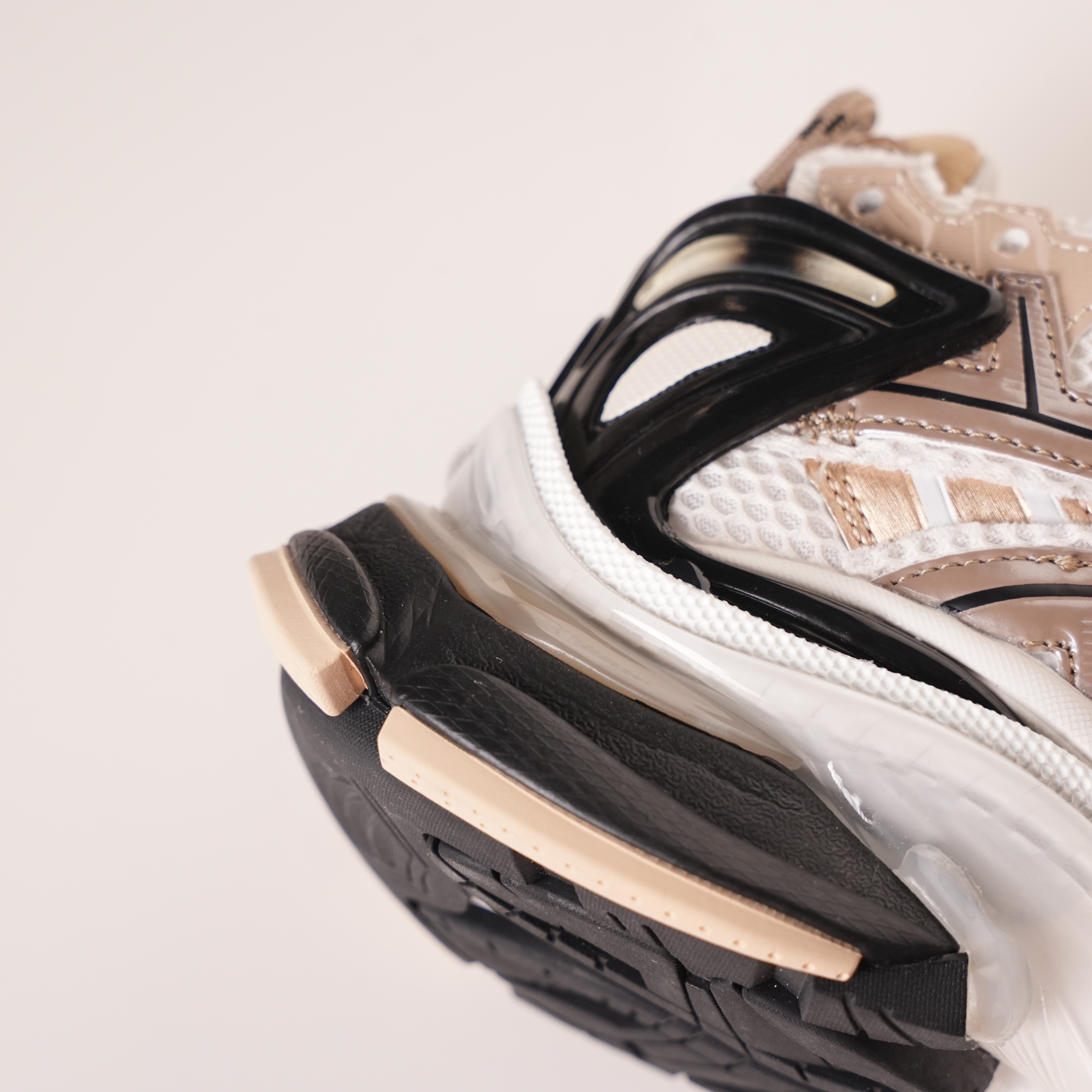 Balenciaga Runner Beige Black White
