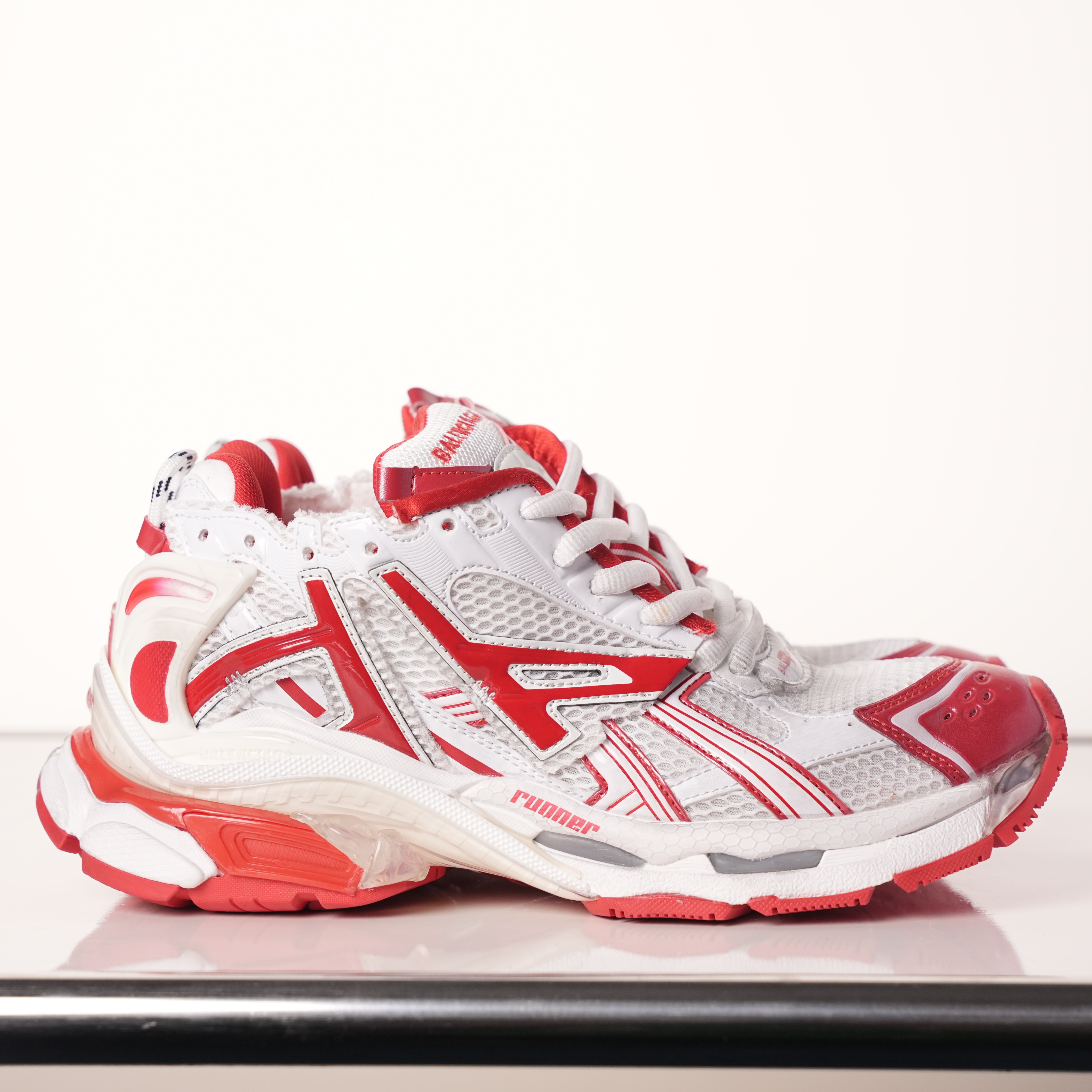 Balenciaga Runner White Red