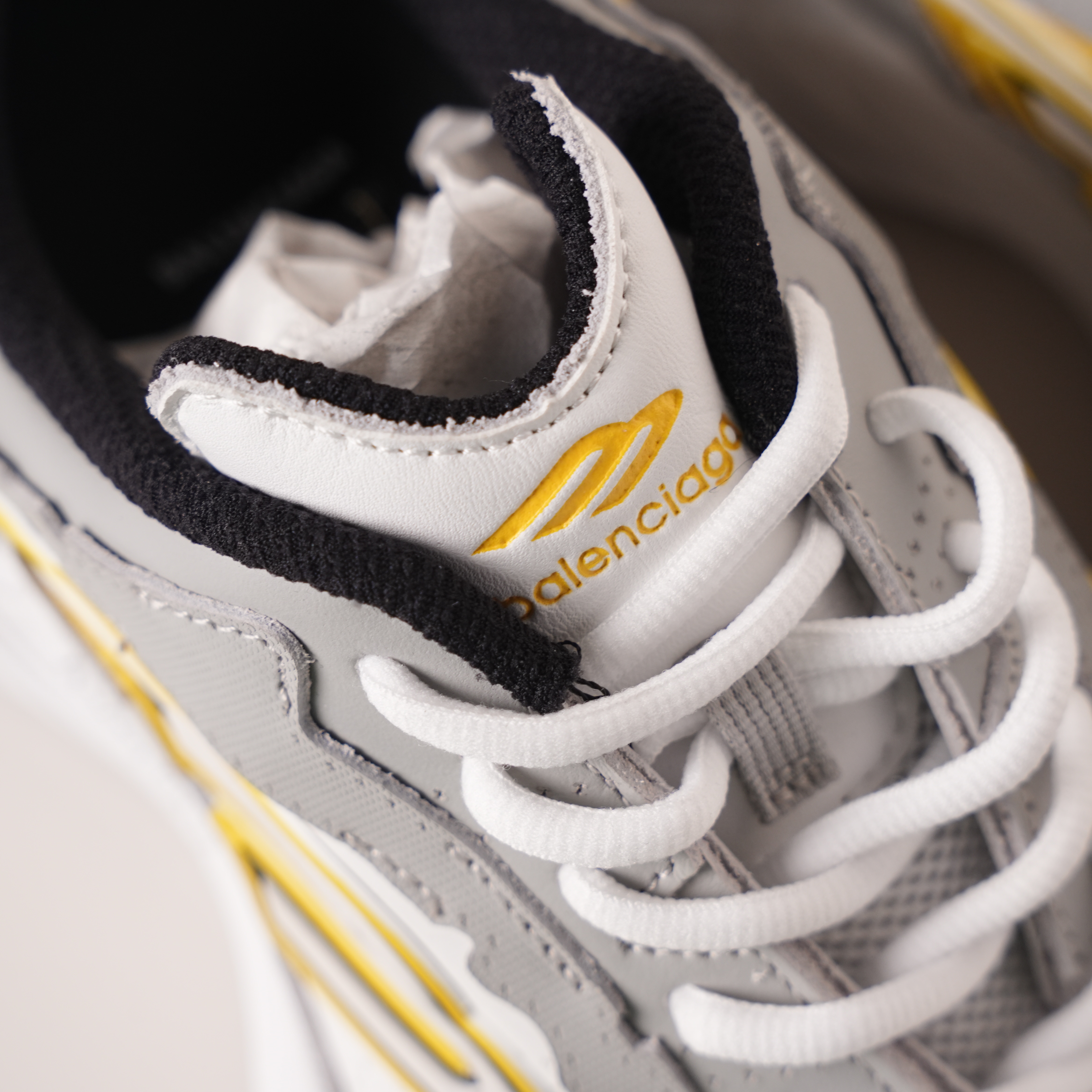 Balenciaga Monday shoe White Yellow