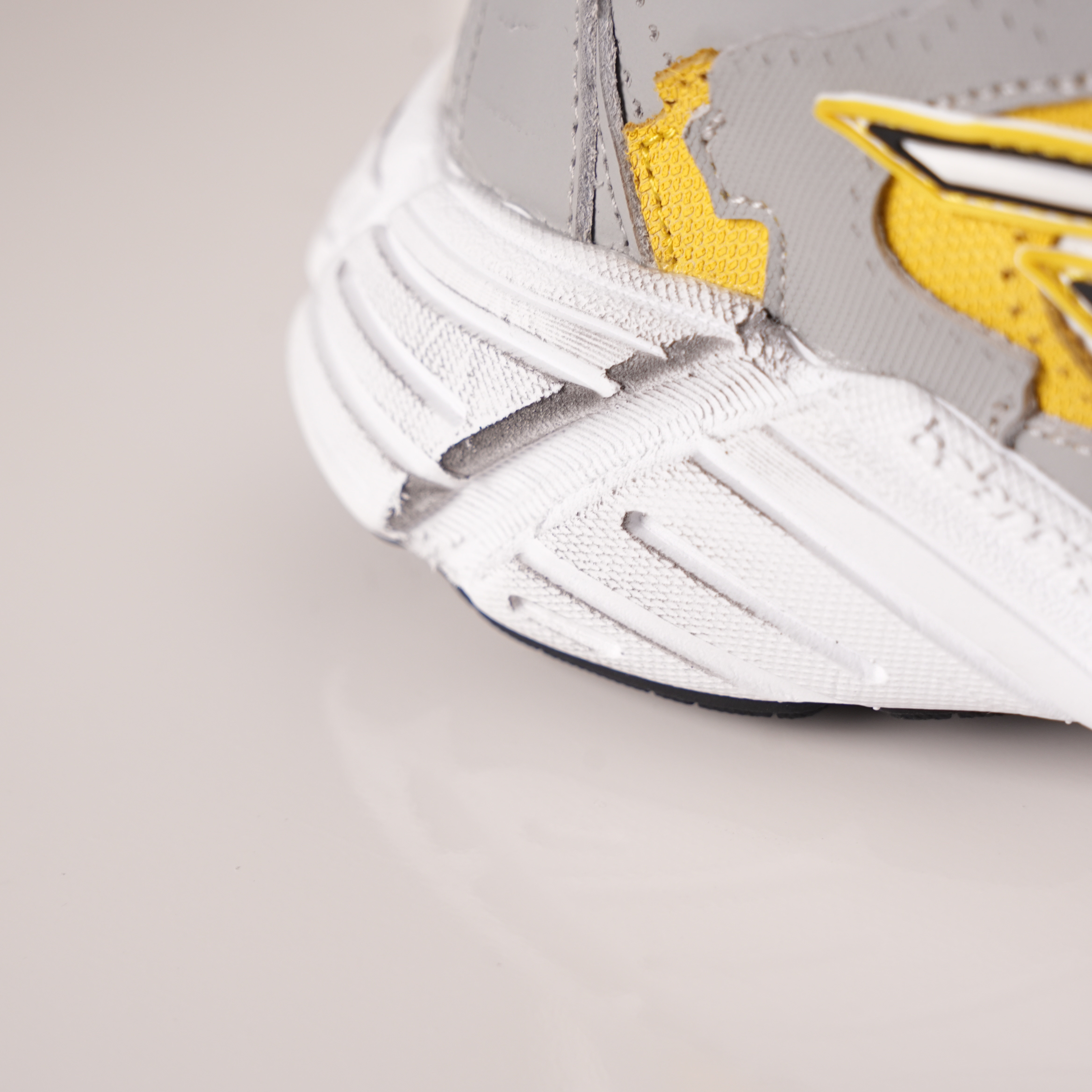 Balenciaga Monday shoe White Yellow