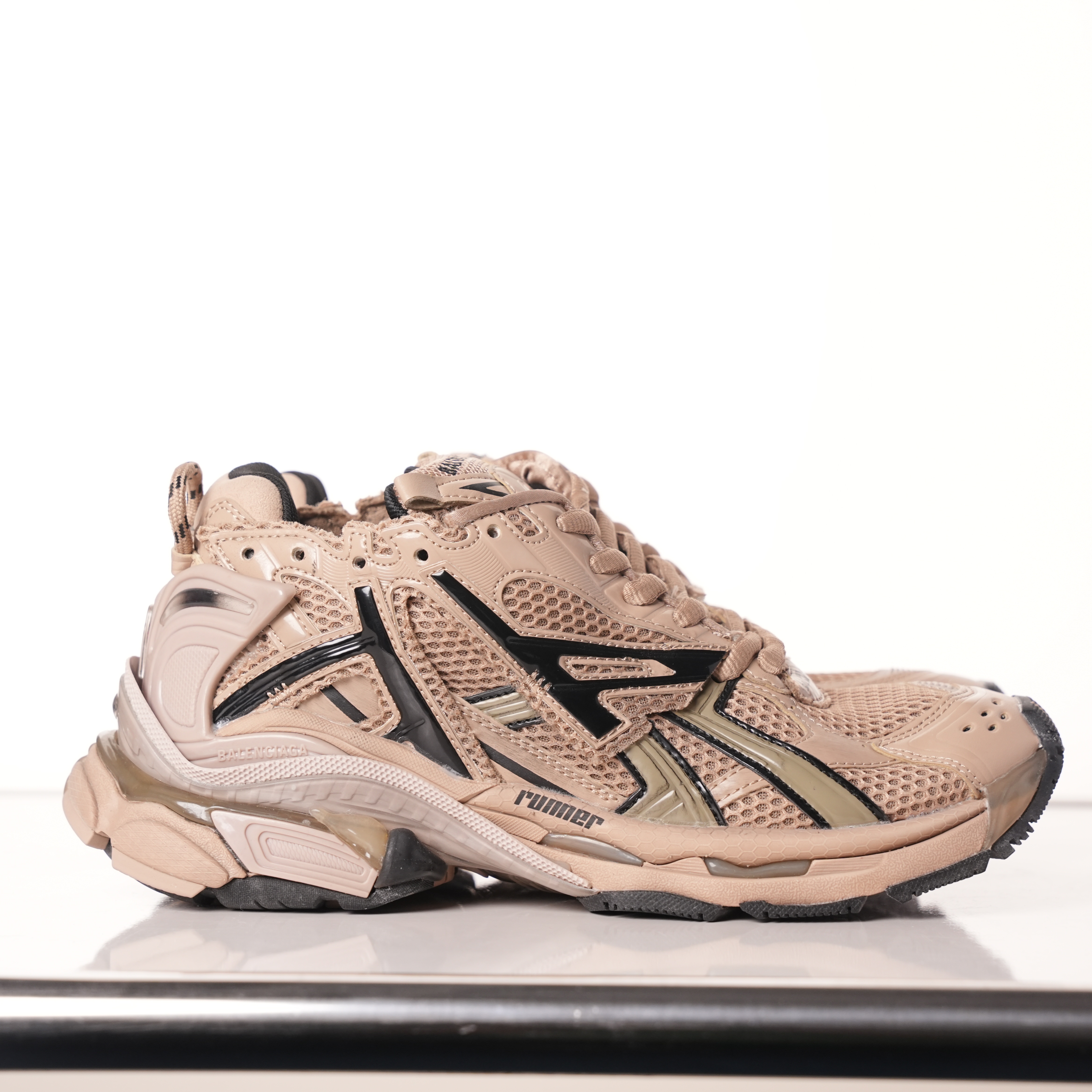 Balenciaga Runner Coffee Brown