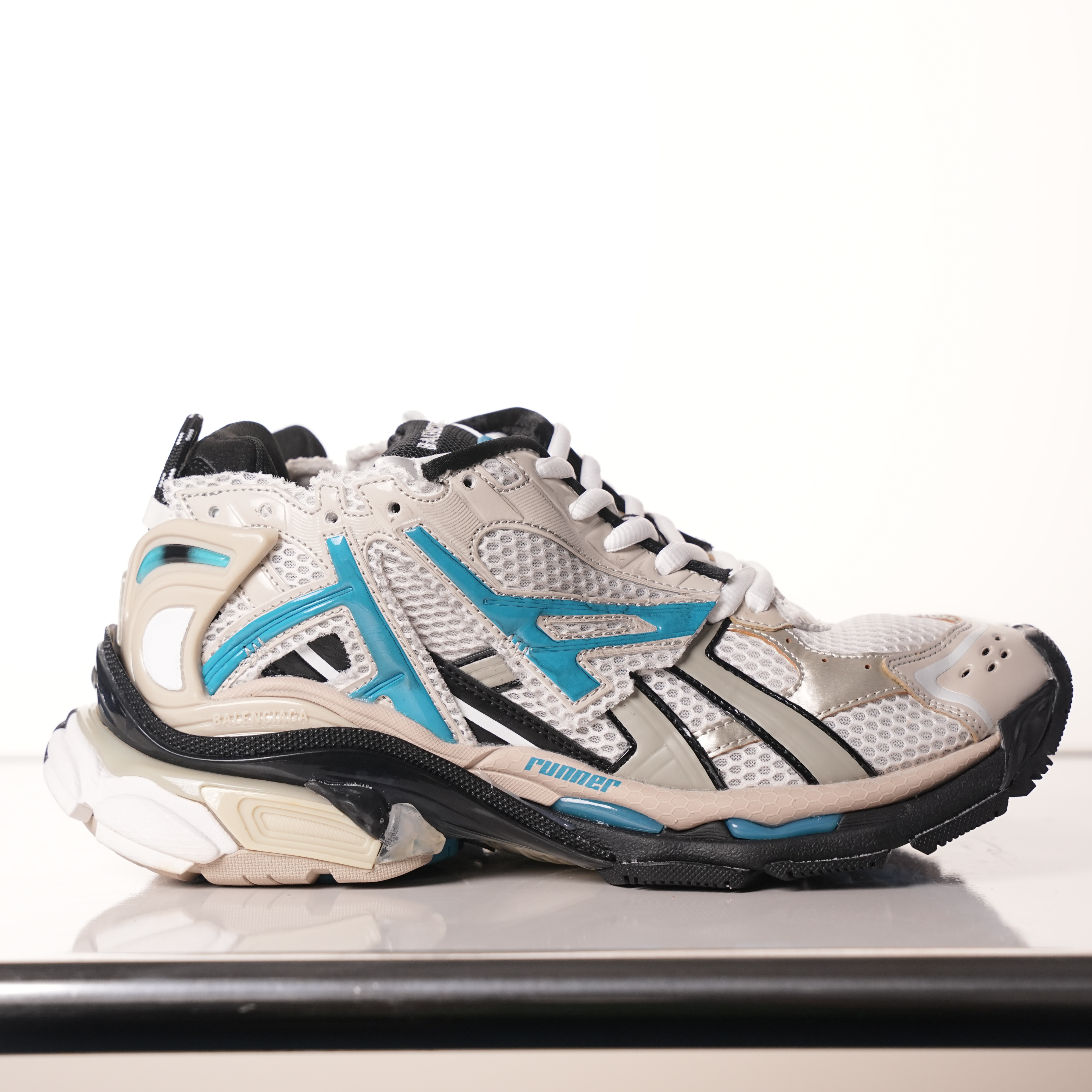 Balenciaga Runner Black Champagne Blue