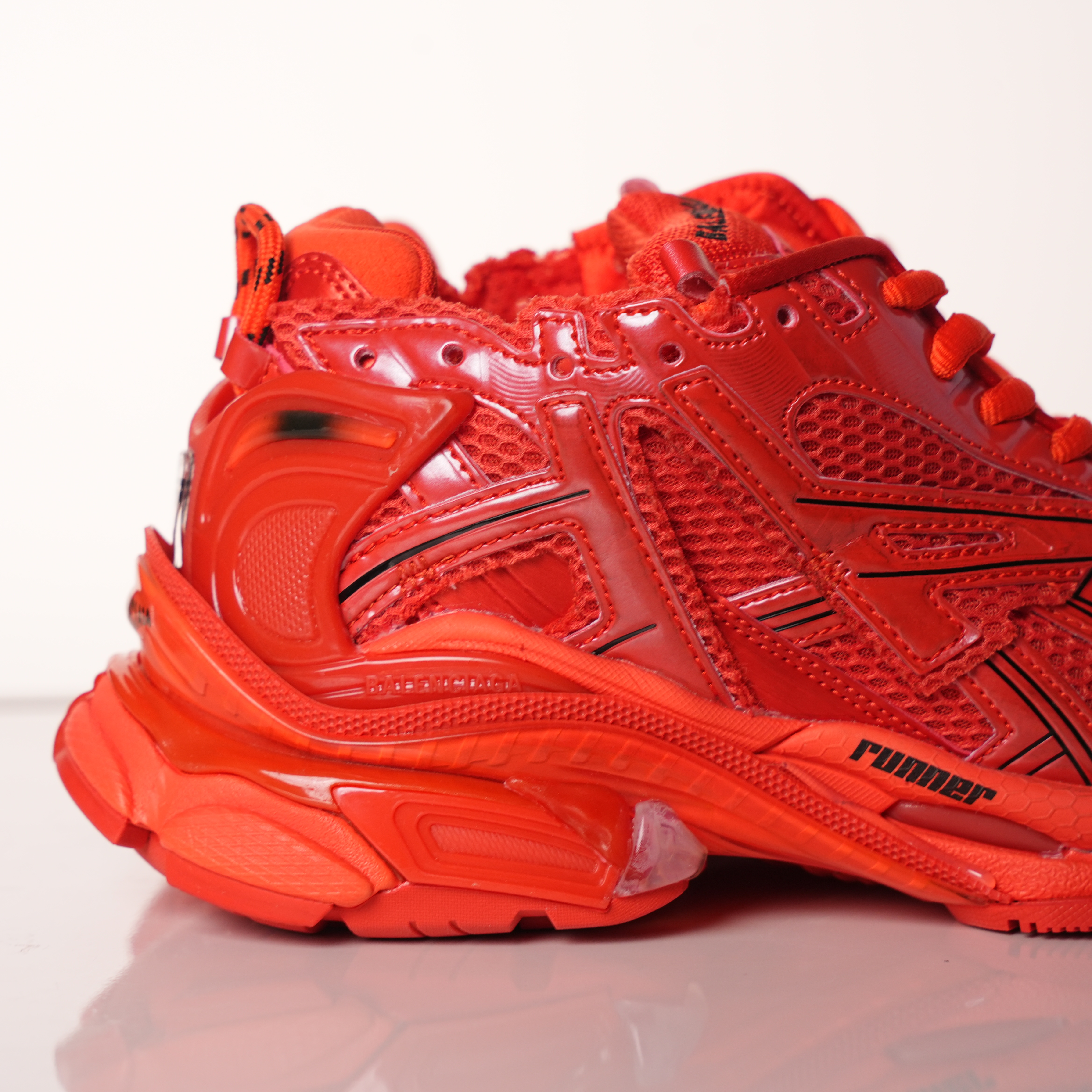 Balenciaga Runner Red