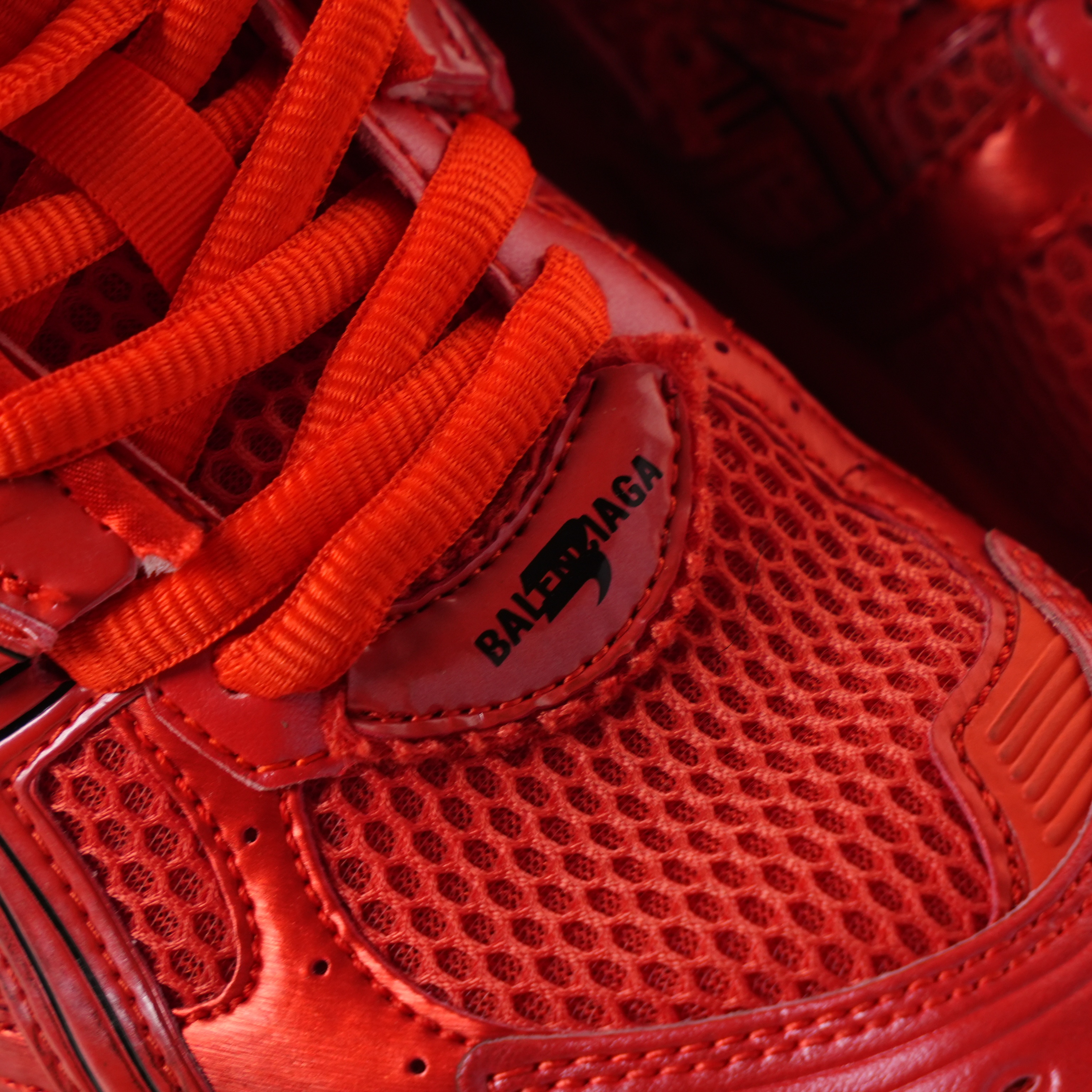 Balenciaga Runner Red