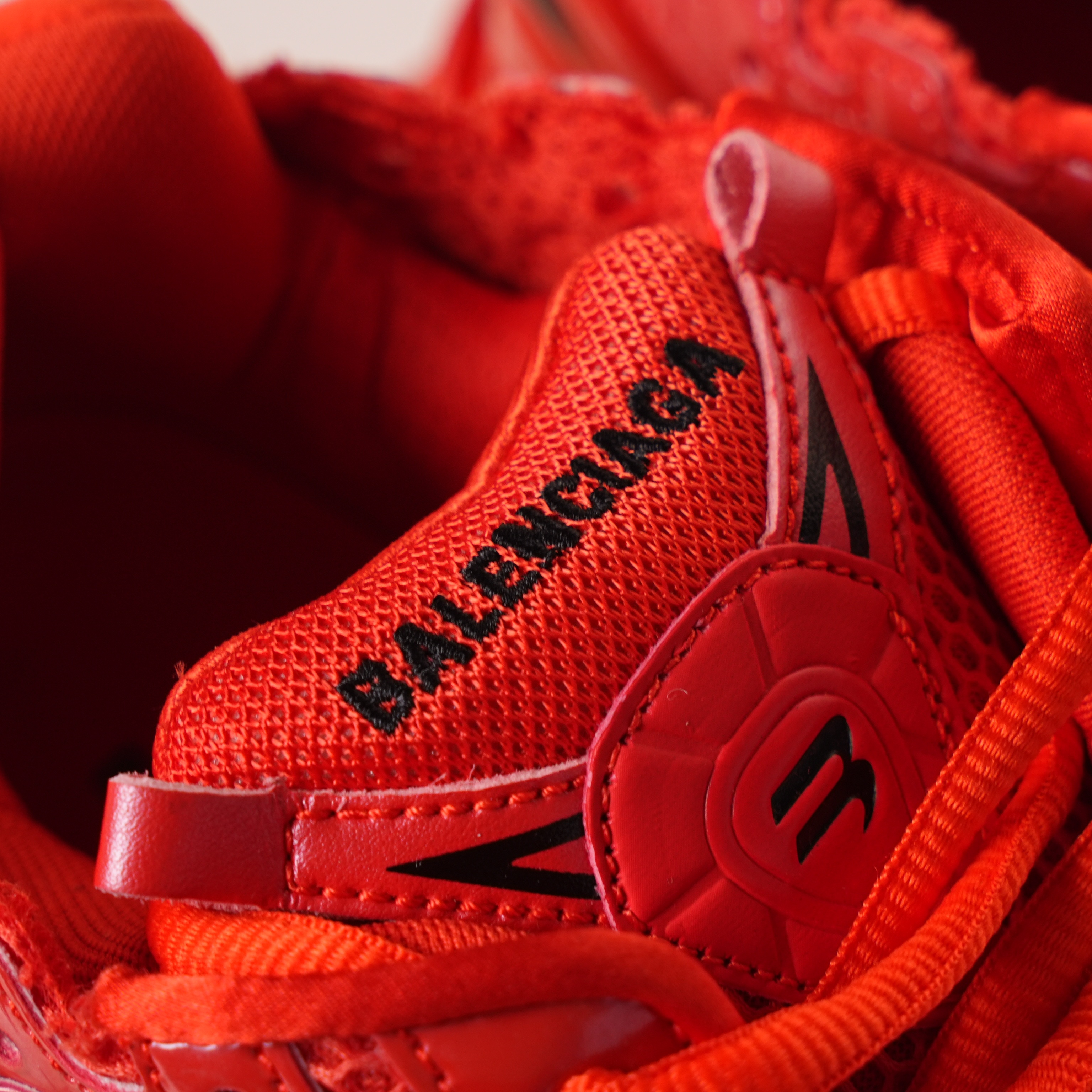Balenciaga Runner Red