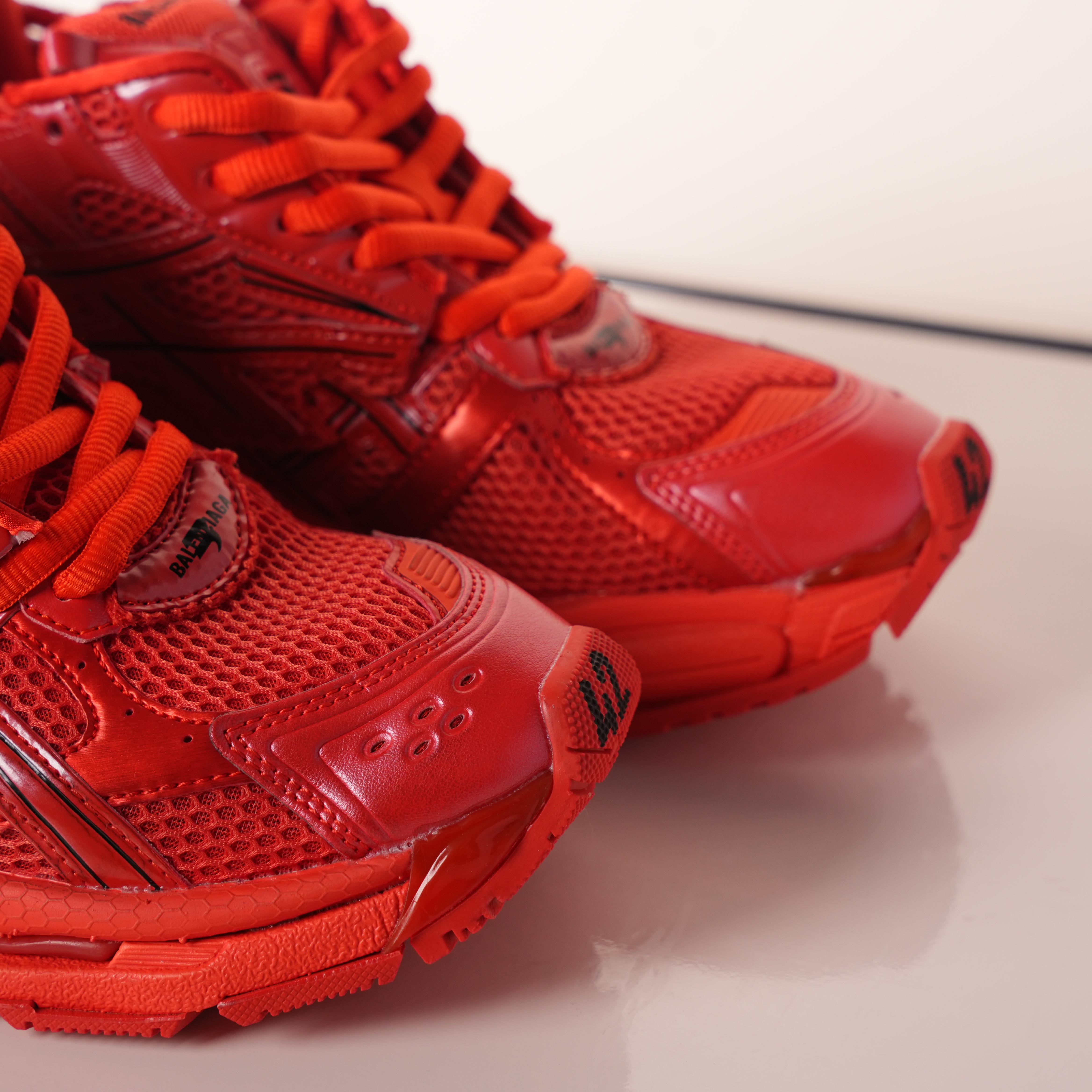 Balenciaga Runner Red
