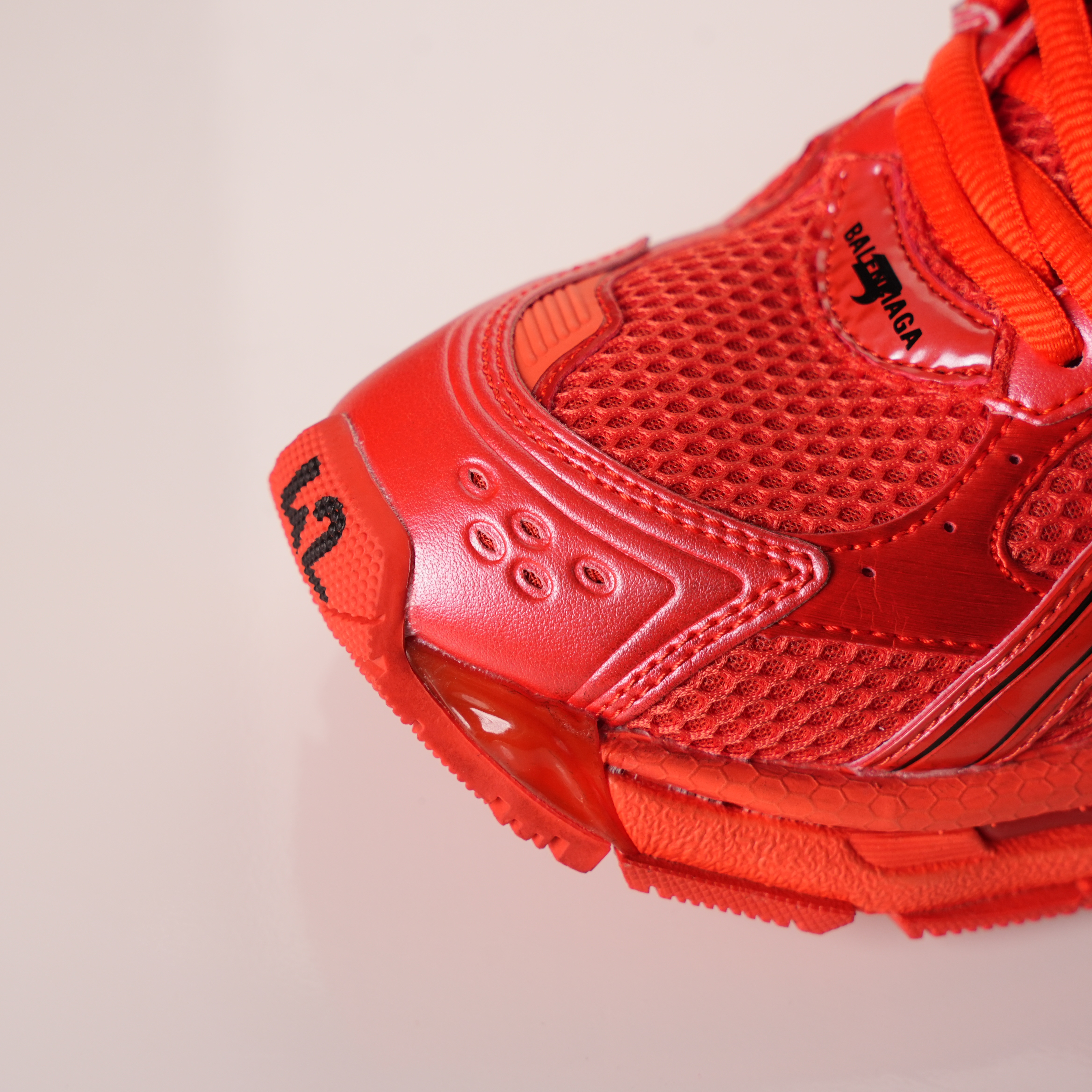 Balenciaga Runner Red