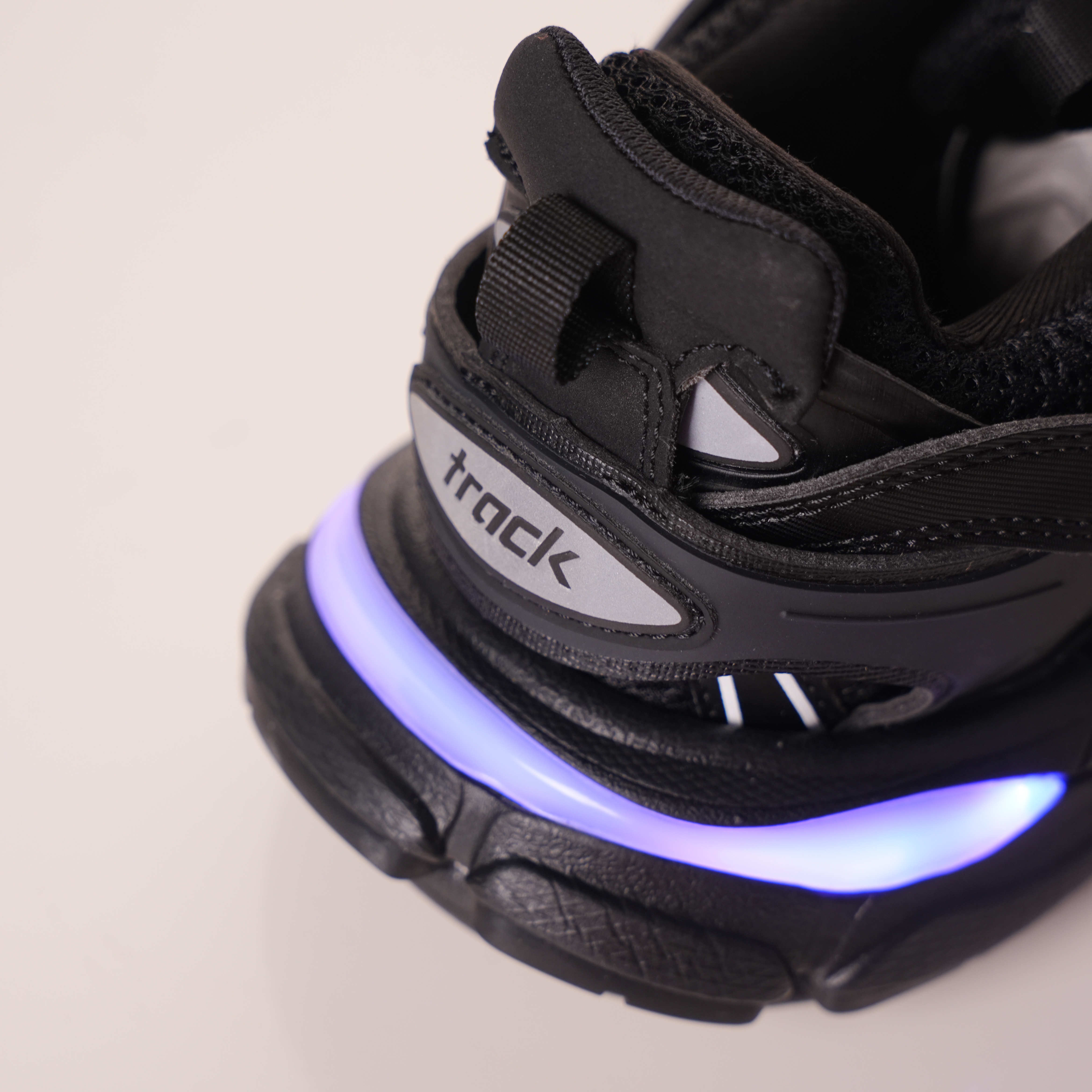 Balenciaga Track Black（LED）