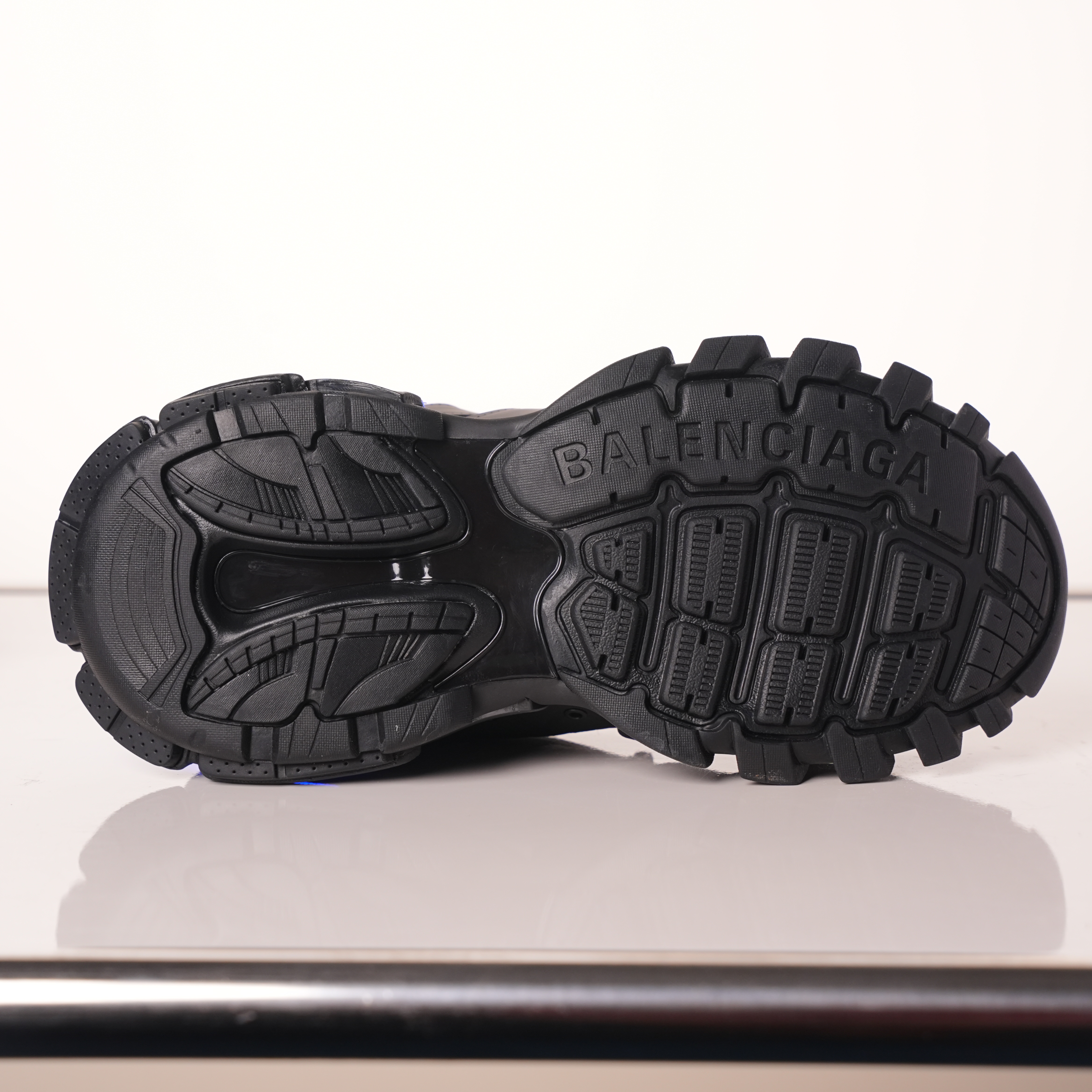 Balenciaga Track Black（LED）