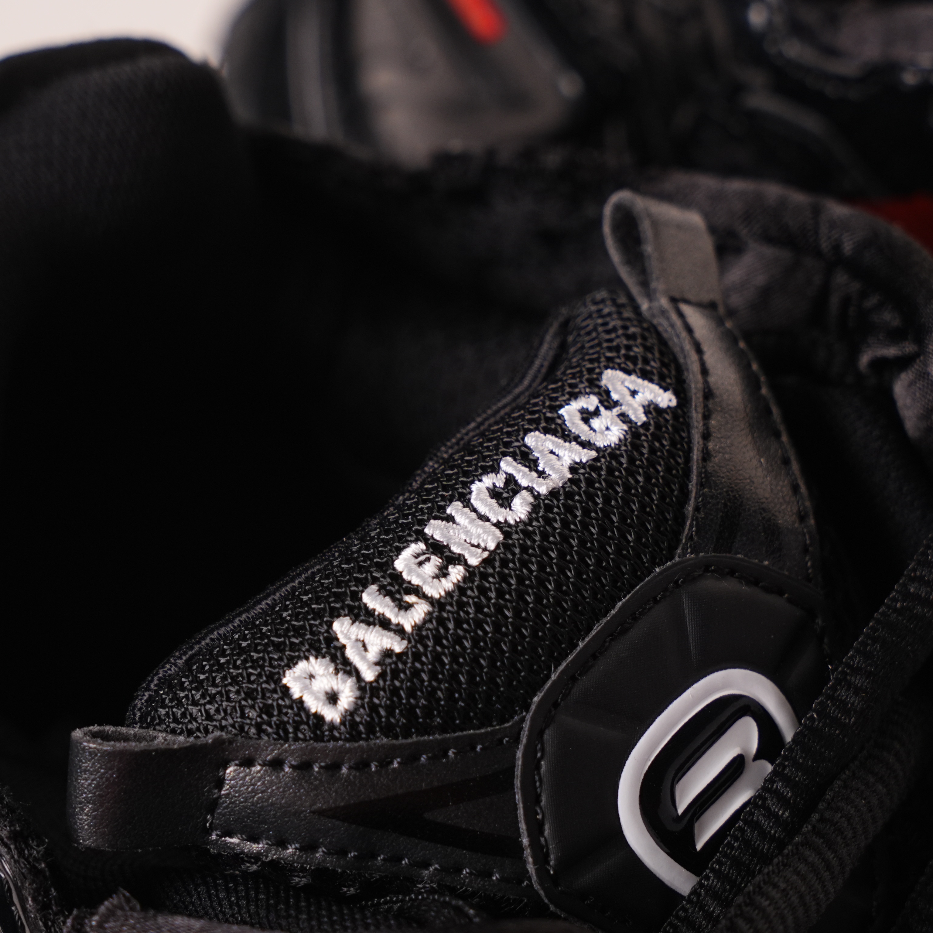 Balenciaga Runner Black And Red Characters