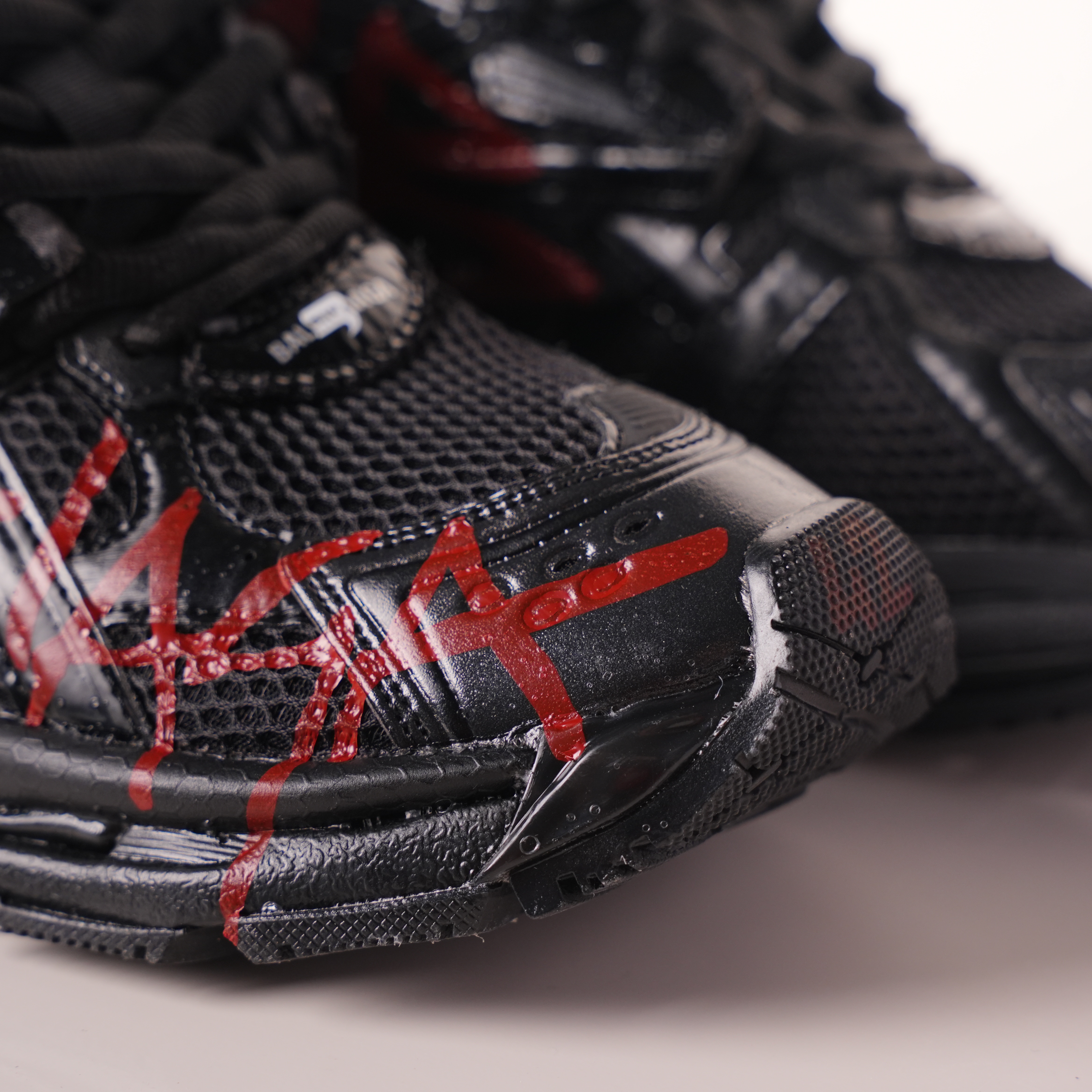 Balenciaga Runner Black And Red Characters