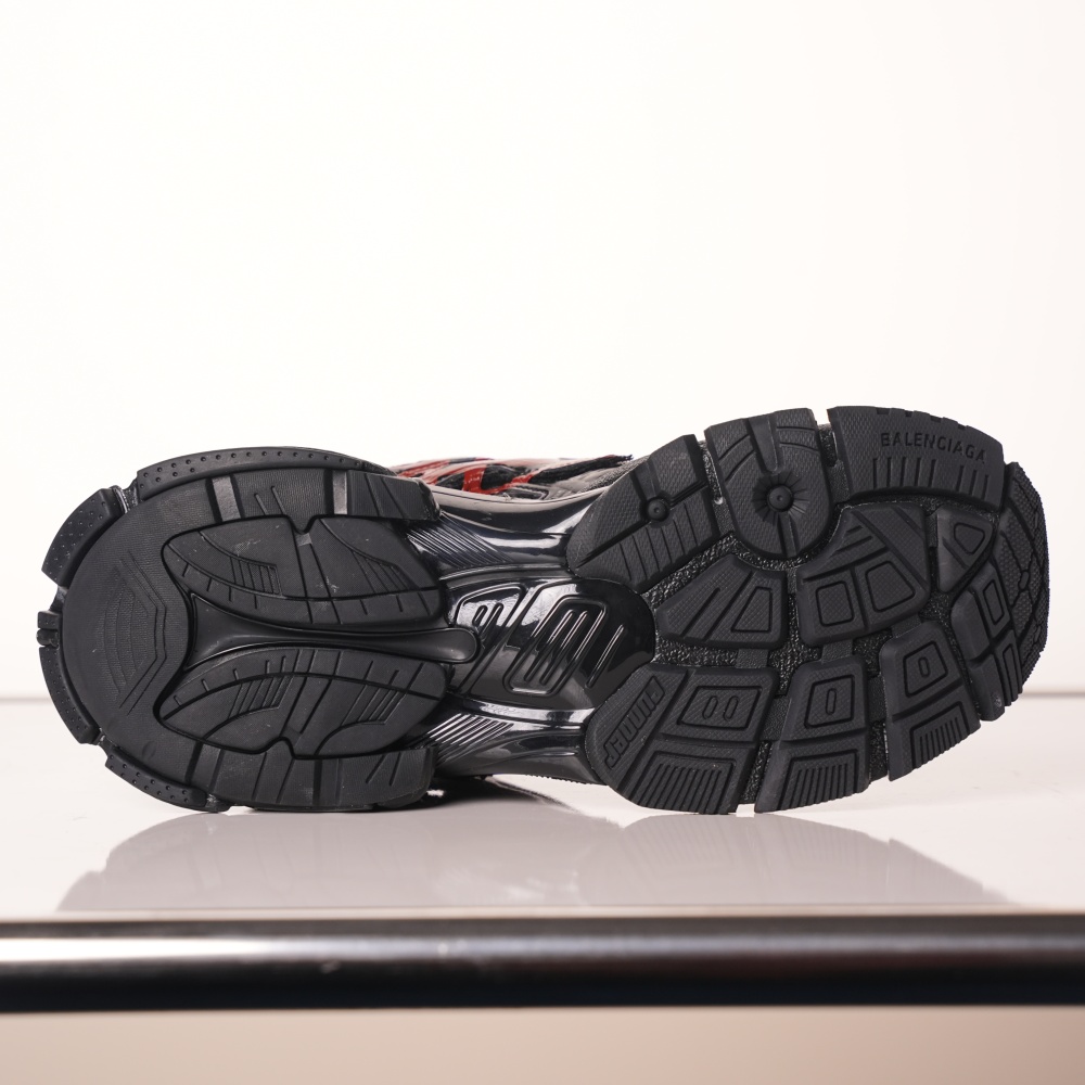 Balenciaga Runner Black And Red Characters