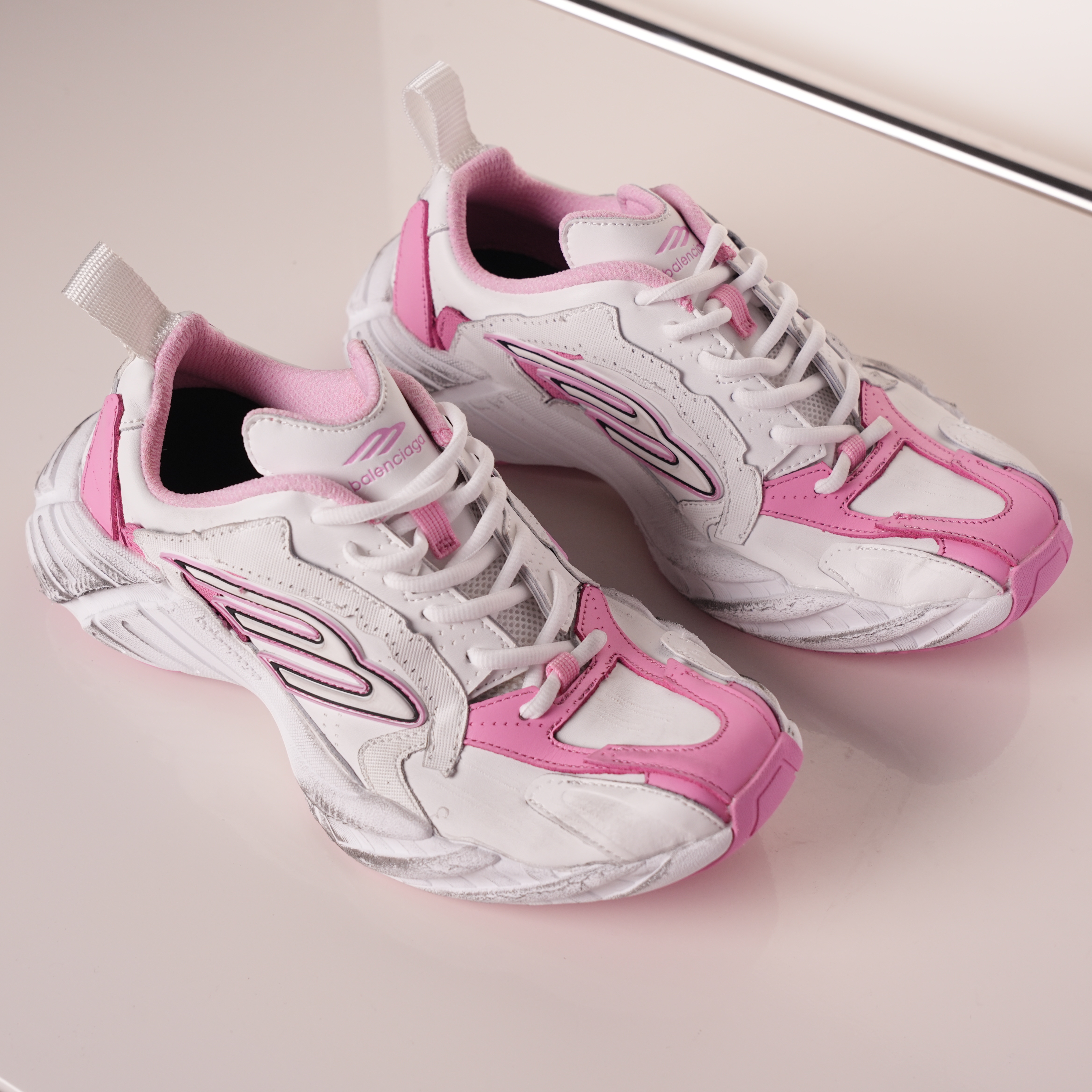 Balenciaga Monday shoe White Pink