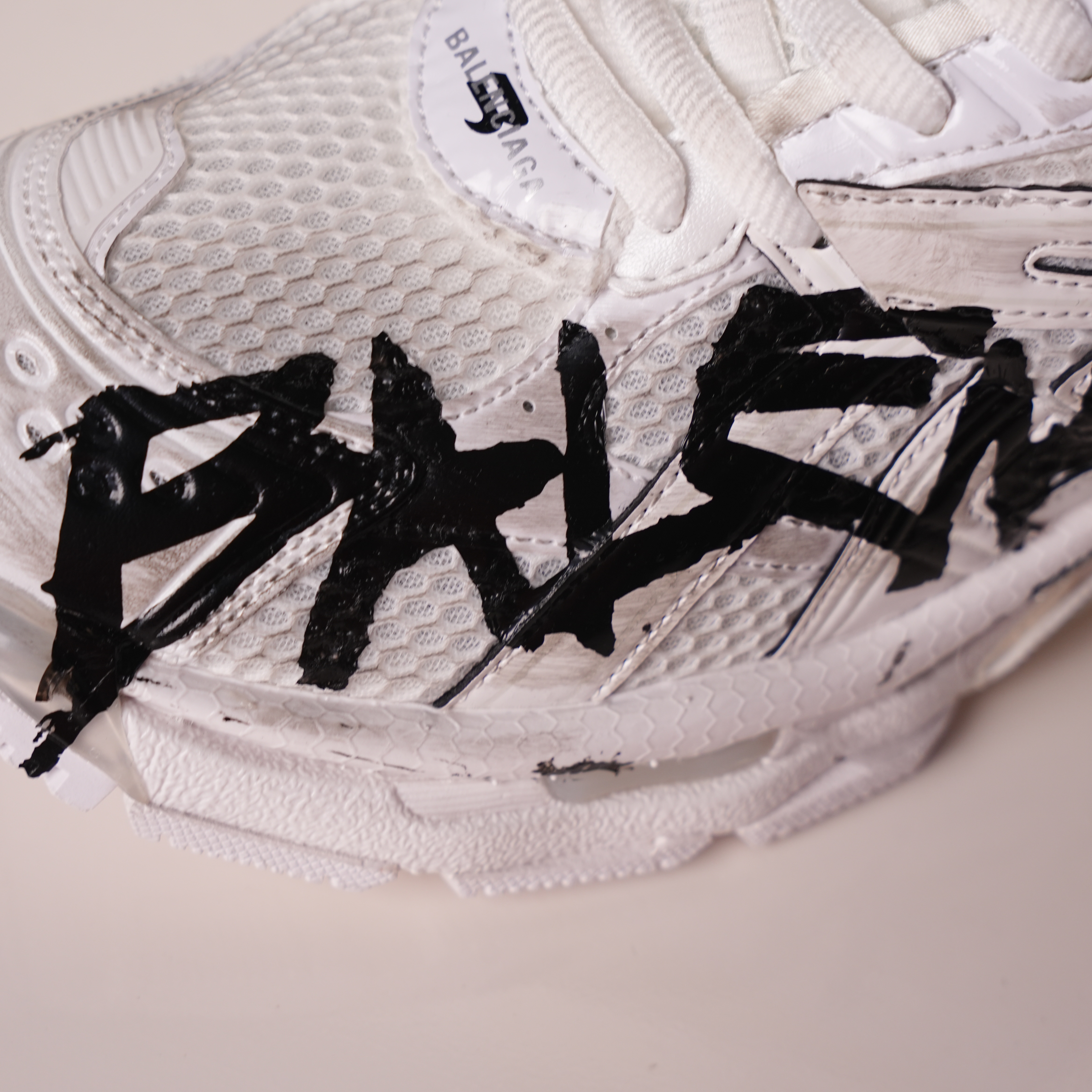 Balenciaga Runner Graffiti White