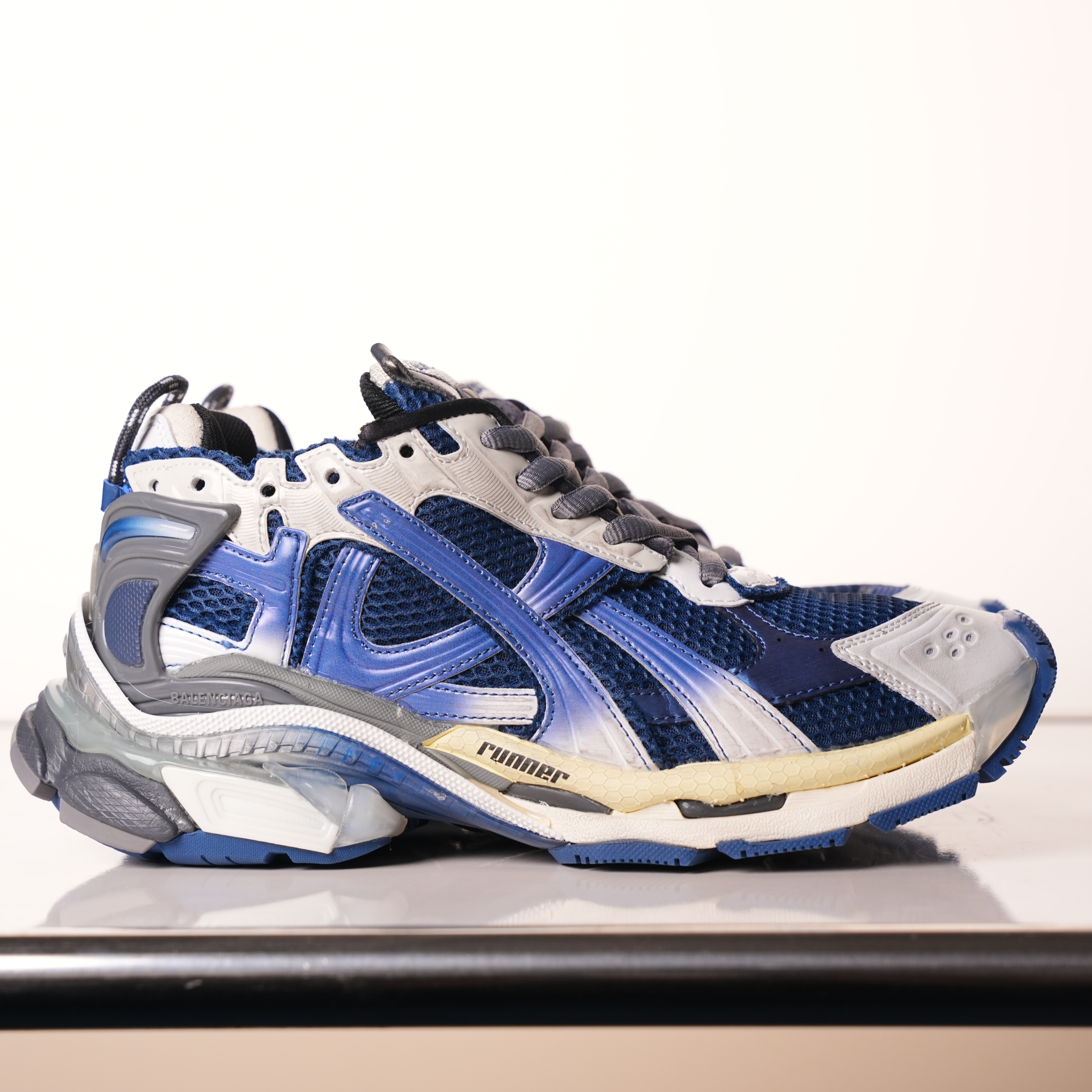 Balenciaga Runner Sneaker 'Gradient - Beige Navy'