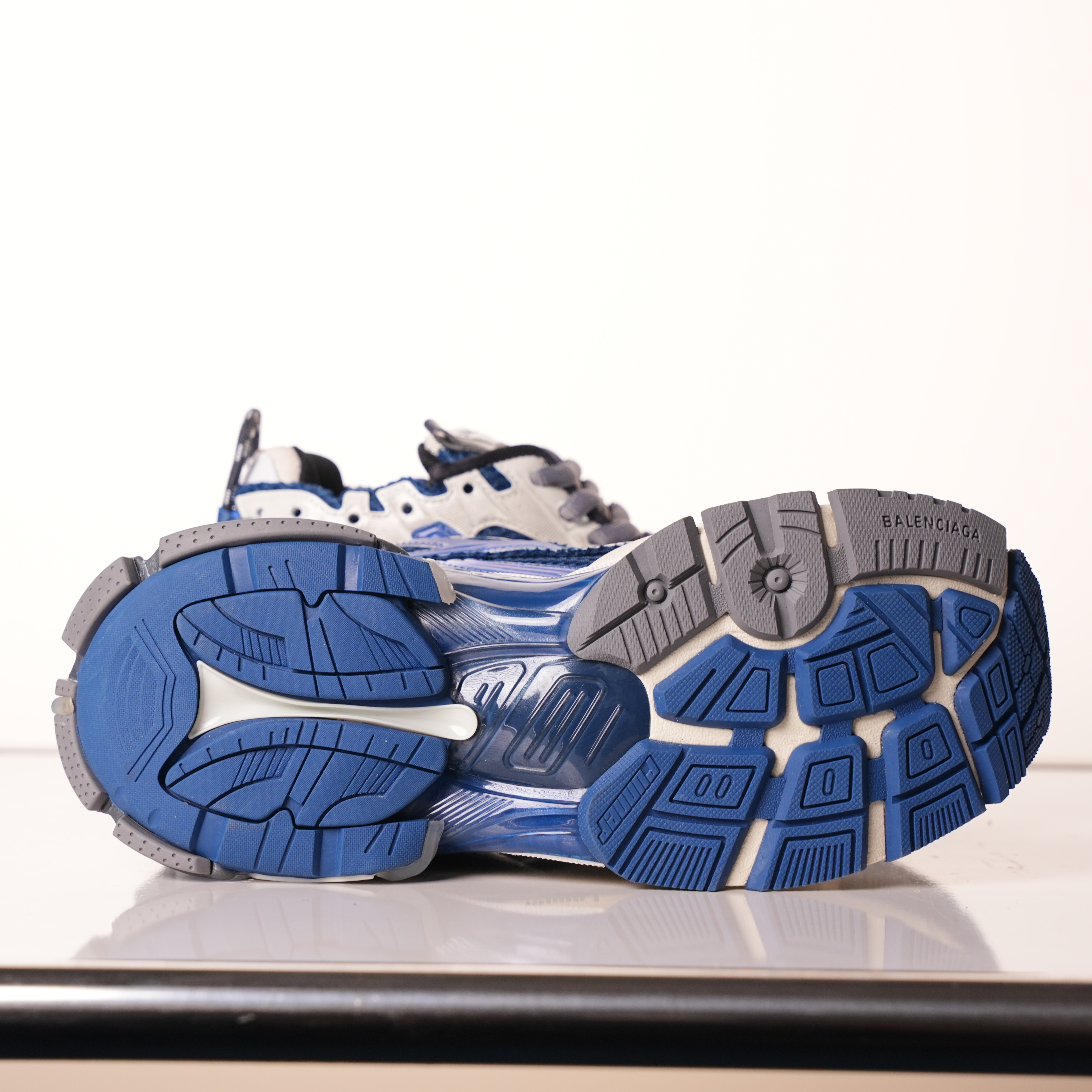 Balenciaga Runner Sneaker 'Gradient - Beige Navy'