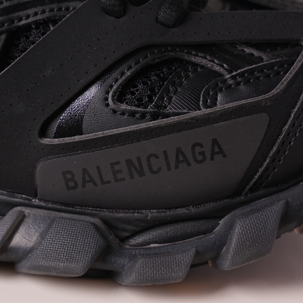 Balenciaga Track Black