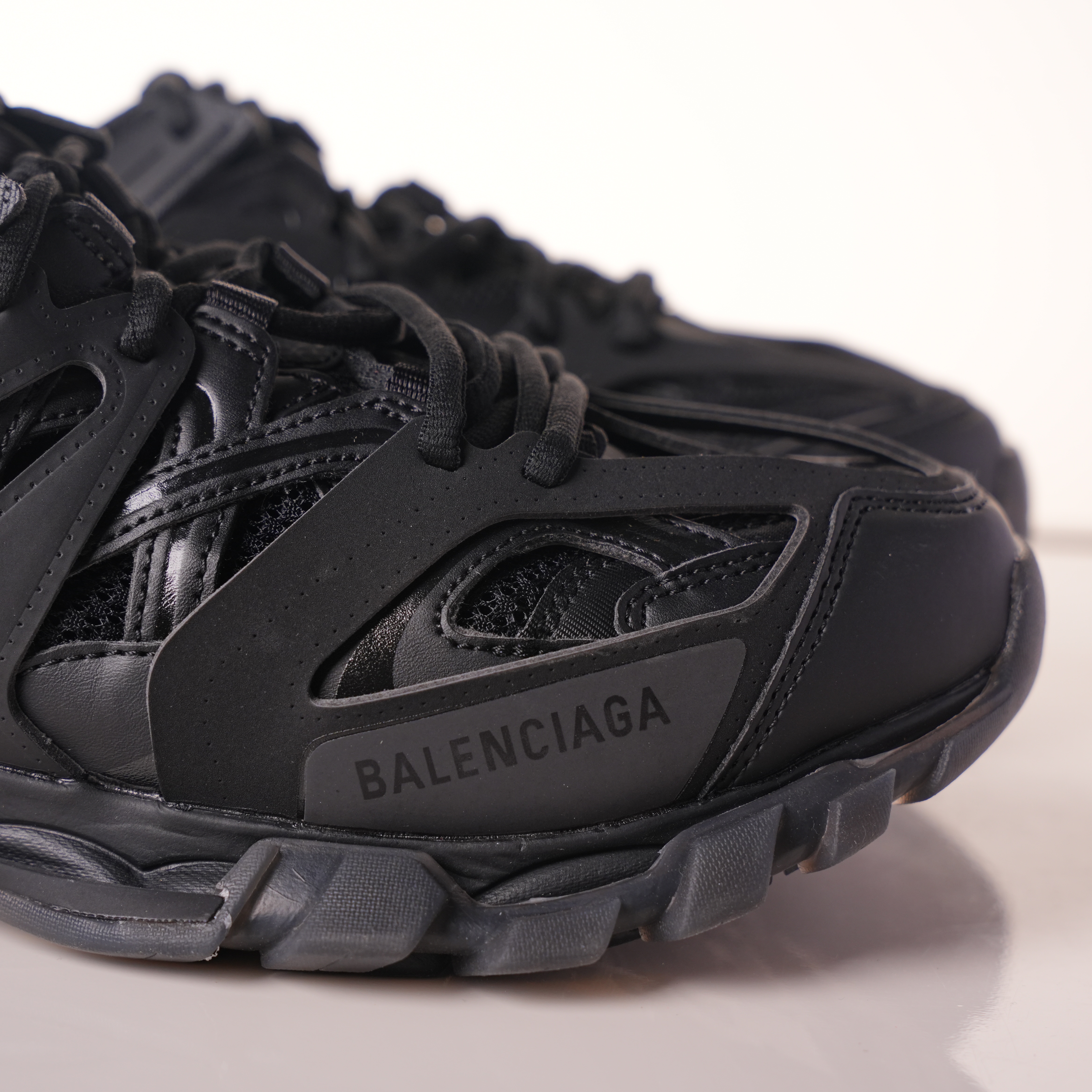 Balenciaga Track Black