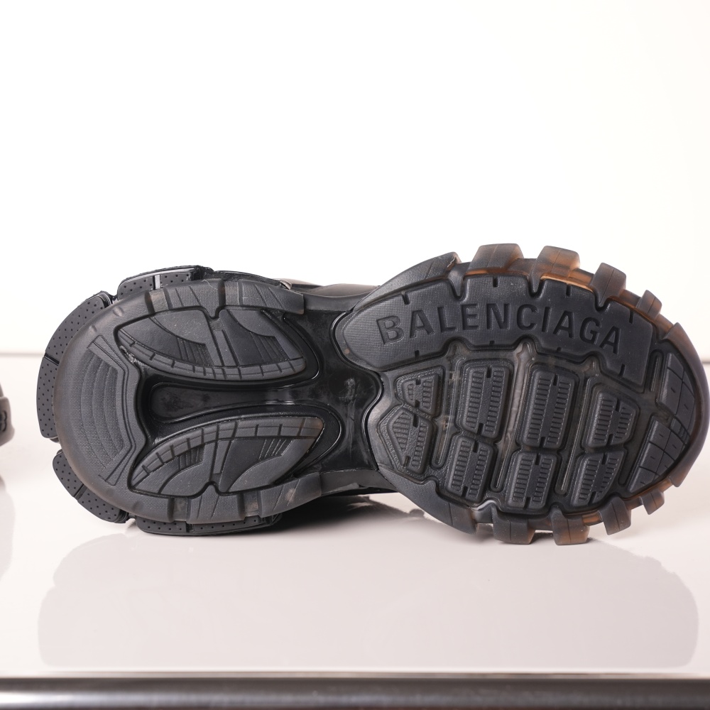 Balenciaga Track Black
