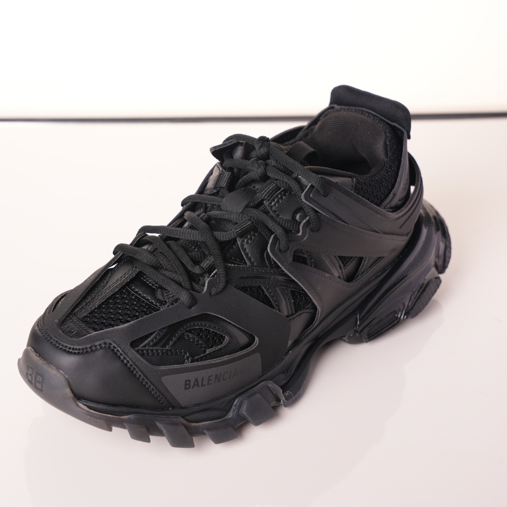 Balenciaga Track Black