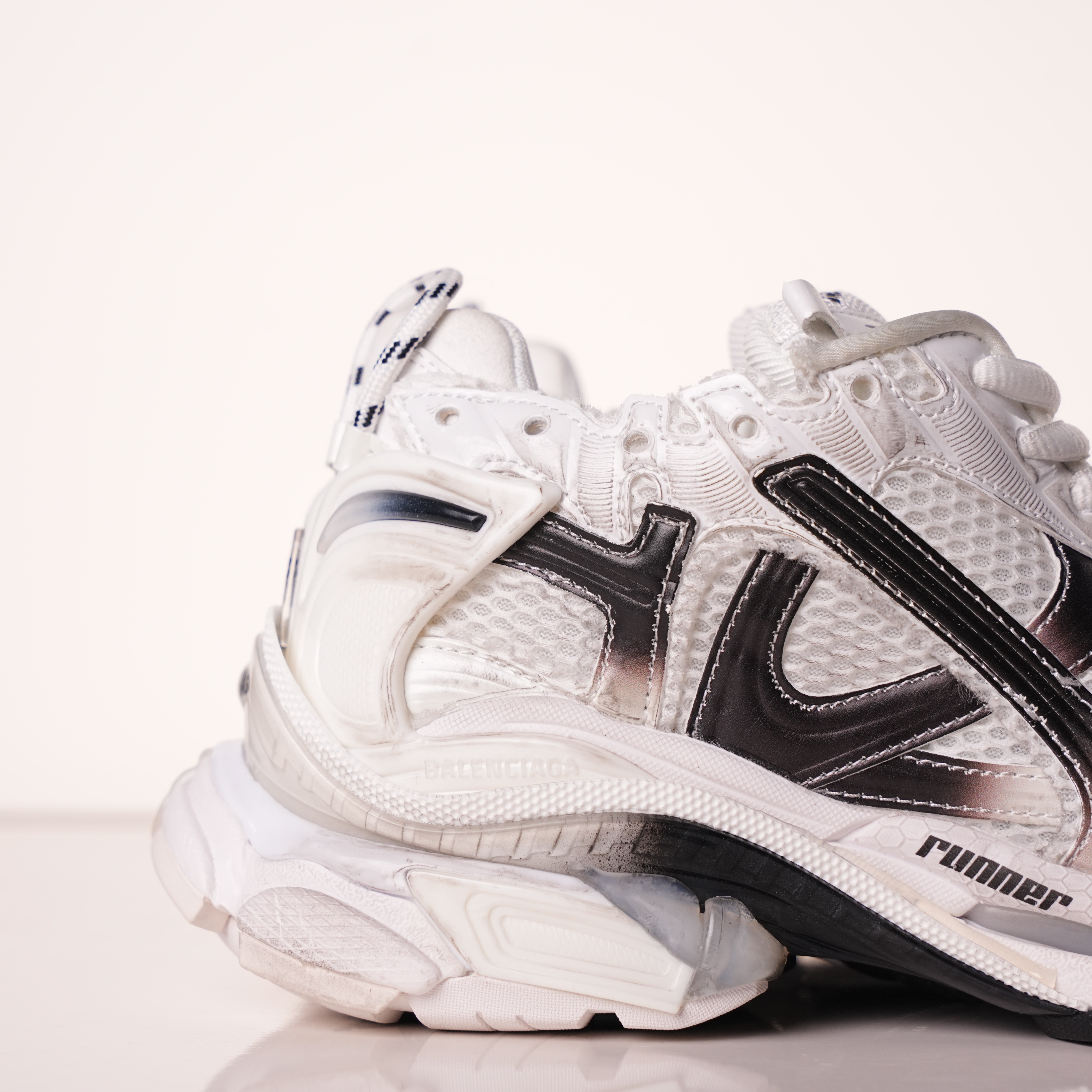 Balenciaga Runner Sneaker 'Gradient - White Black'