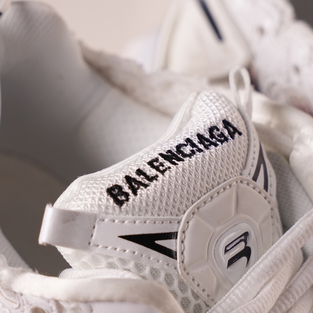 Balenciaga Runner Sneaker 'Gradient - White Black'