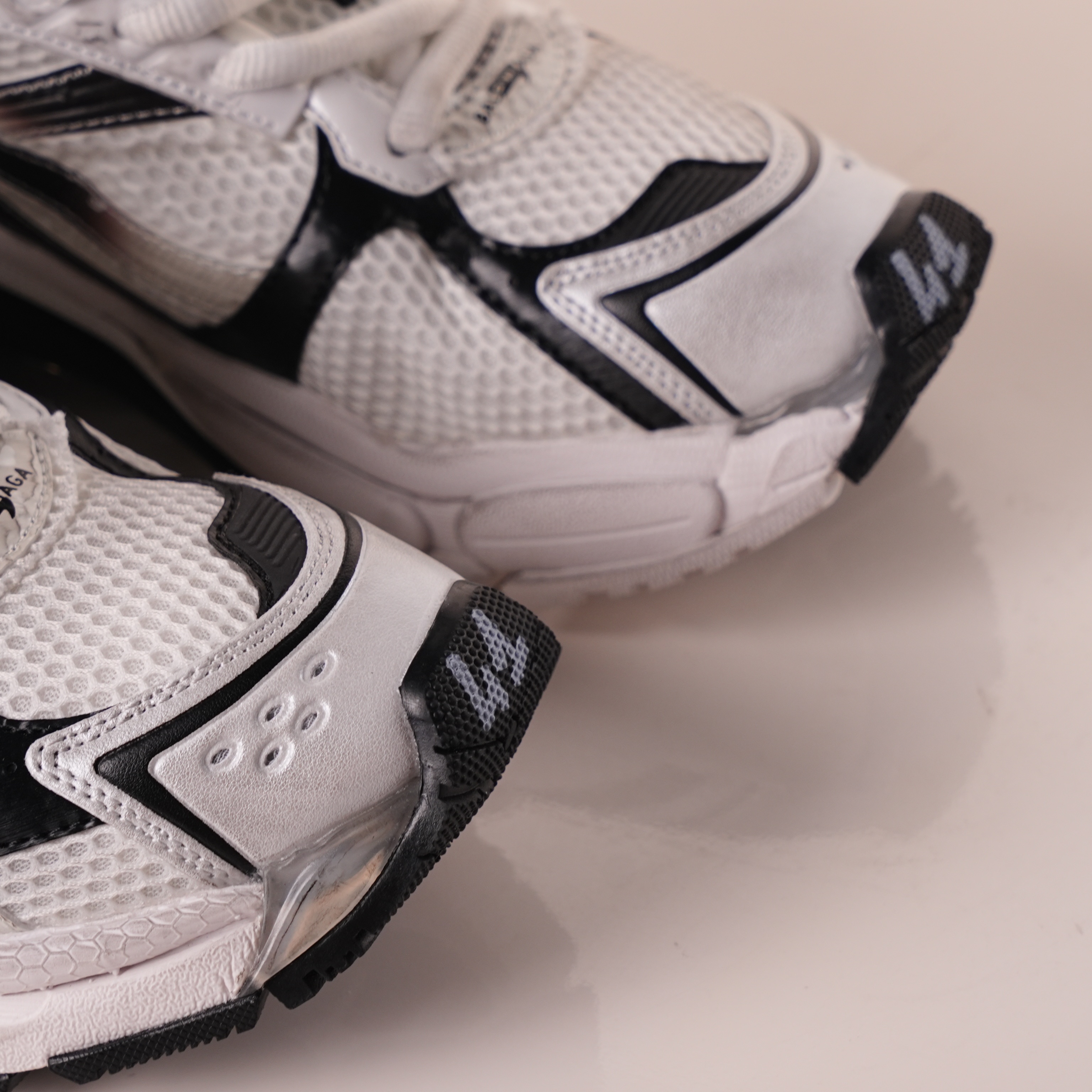 Balenciaga Runner Sneaker 'Gradient - White Black'
