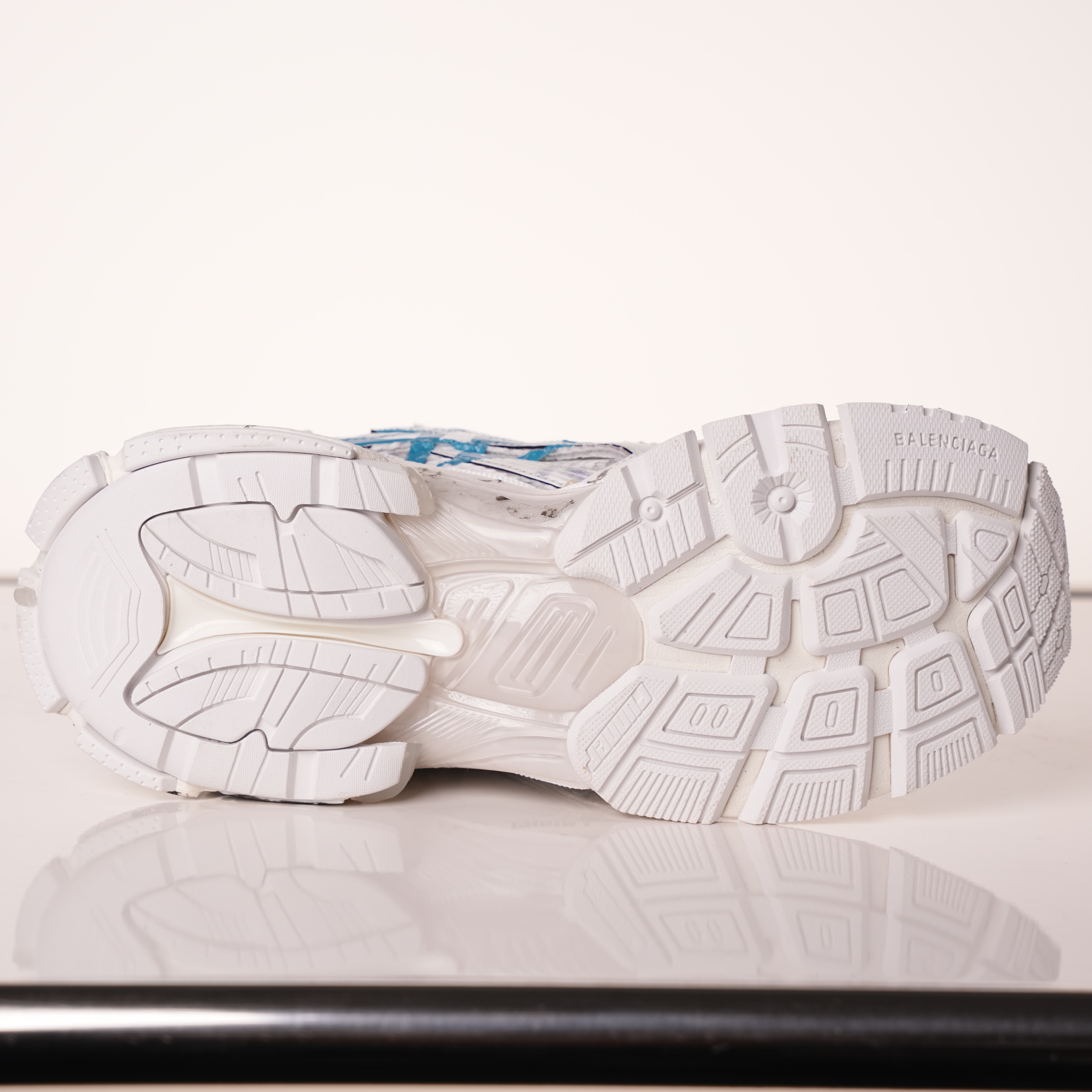 Balenciaga Runner Sneaker 'Graffiti - White Blue'