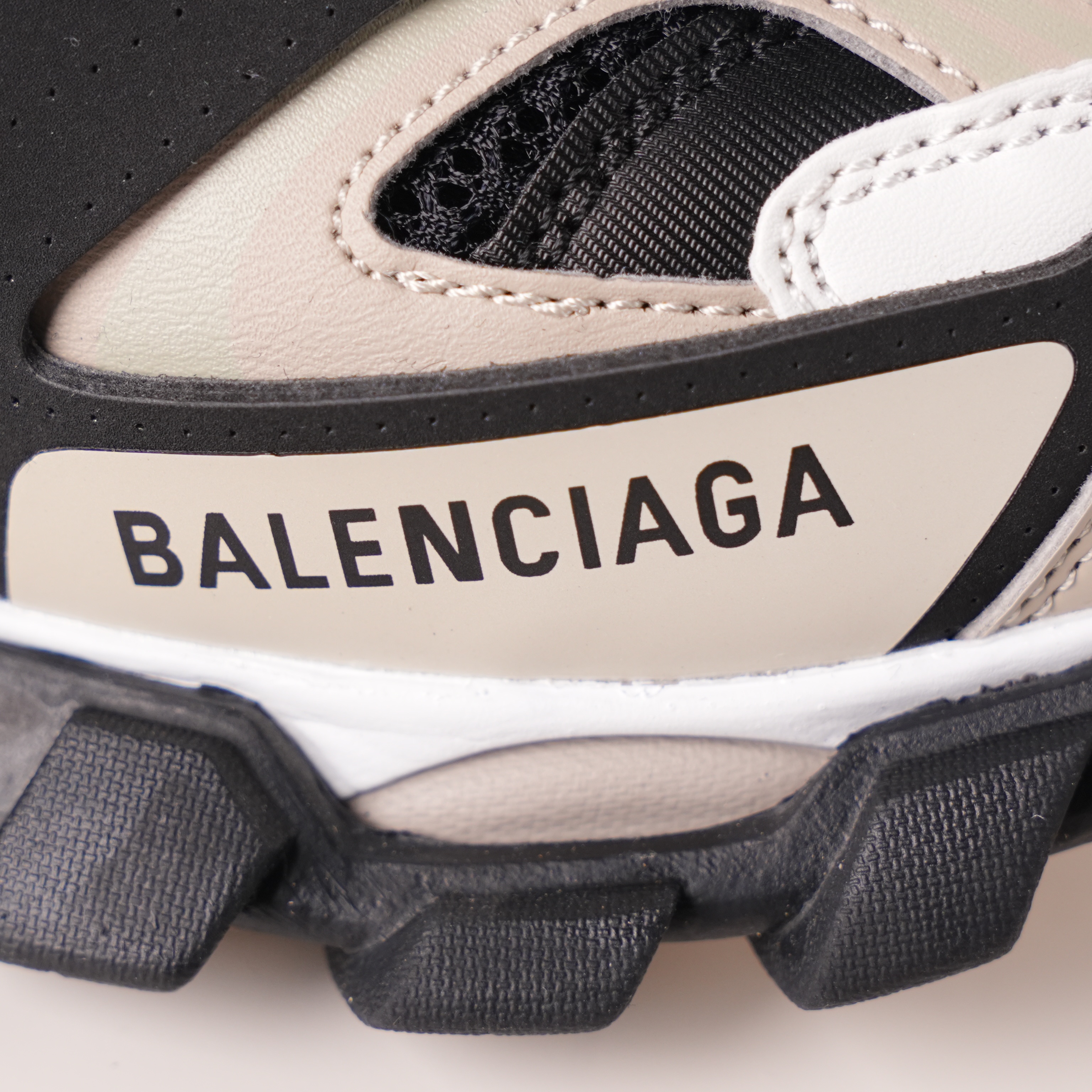 Balenciaga Track Nwbeige Black