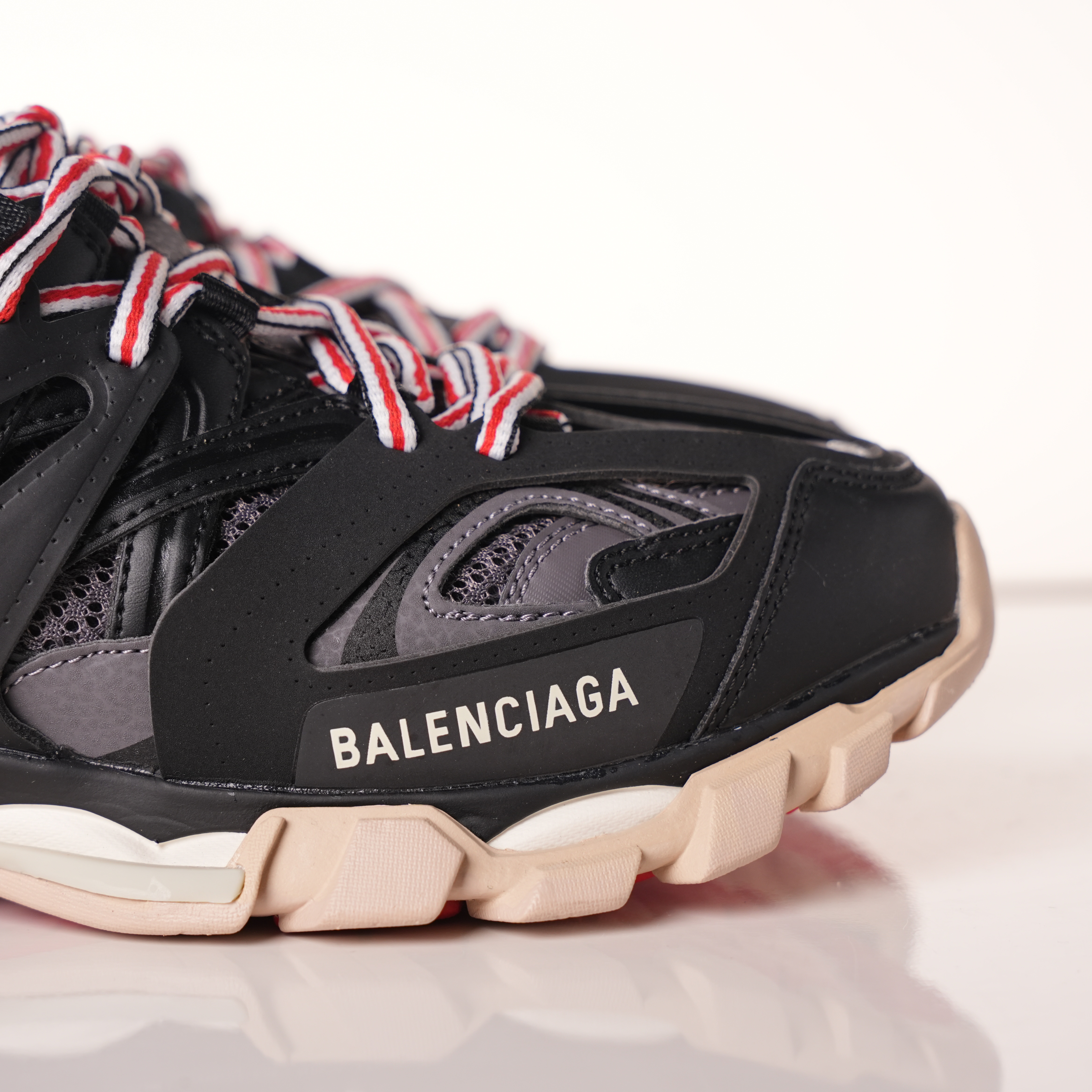Balenciaga Track Black Red