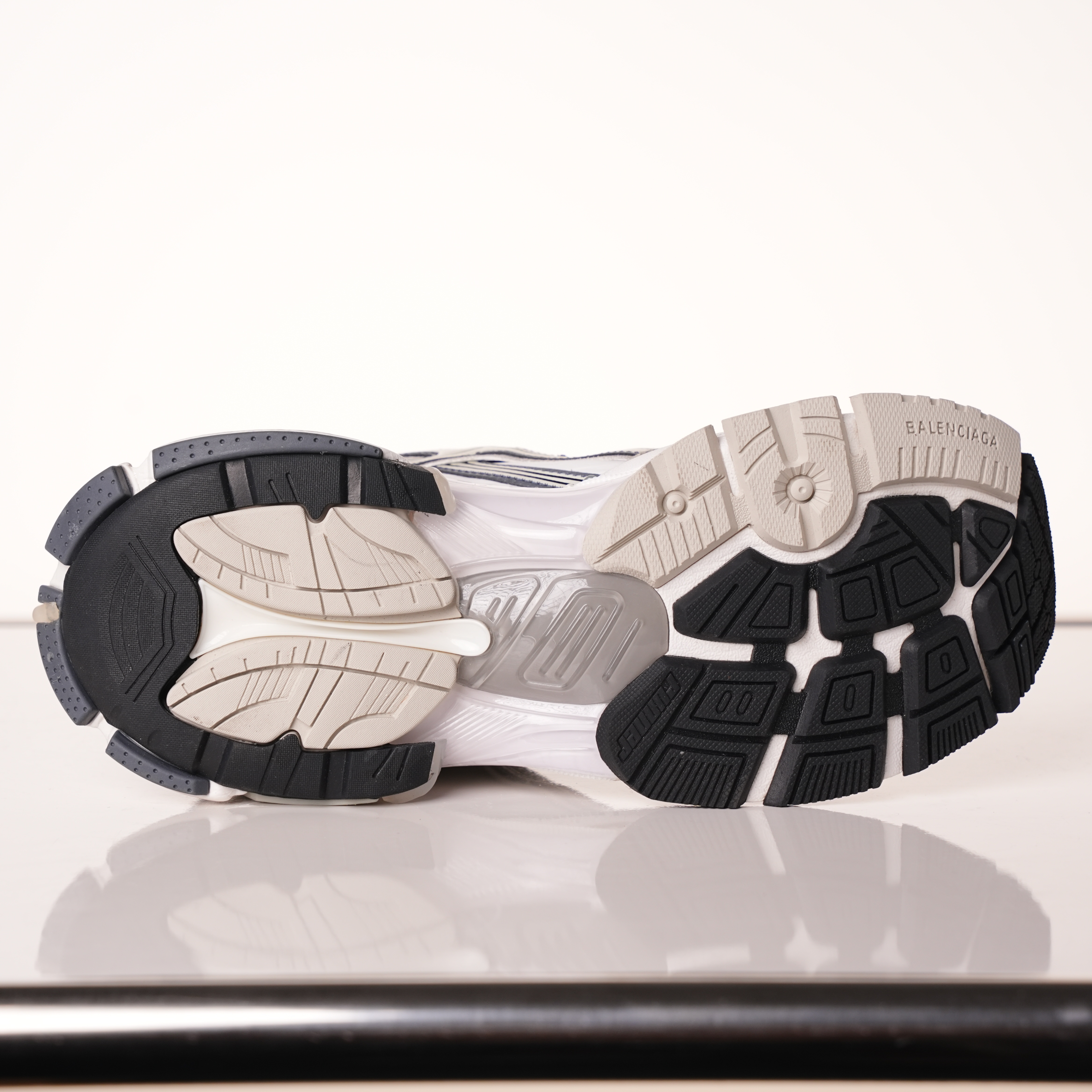 Balenciaga Runner Sneaker "LT.Yellow DK.Grey"