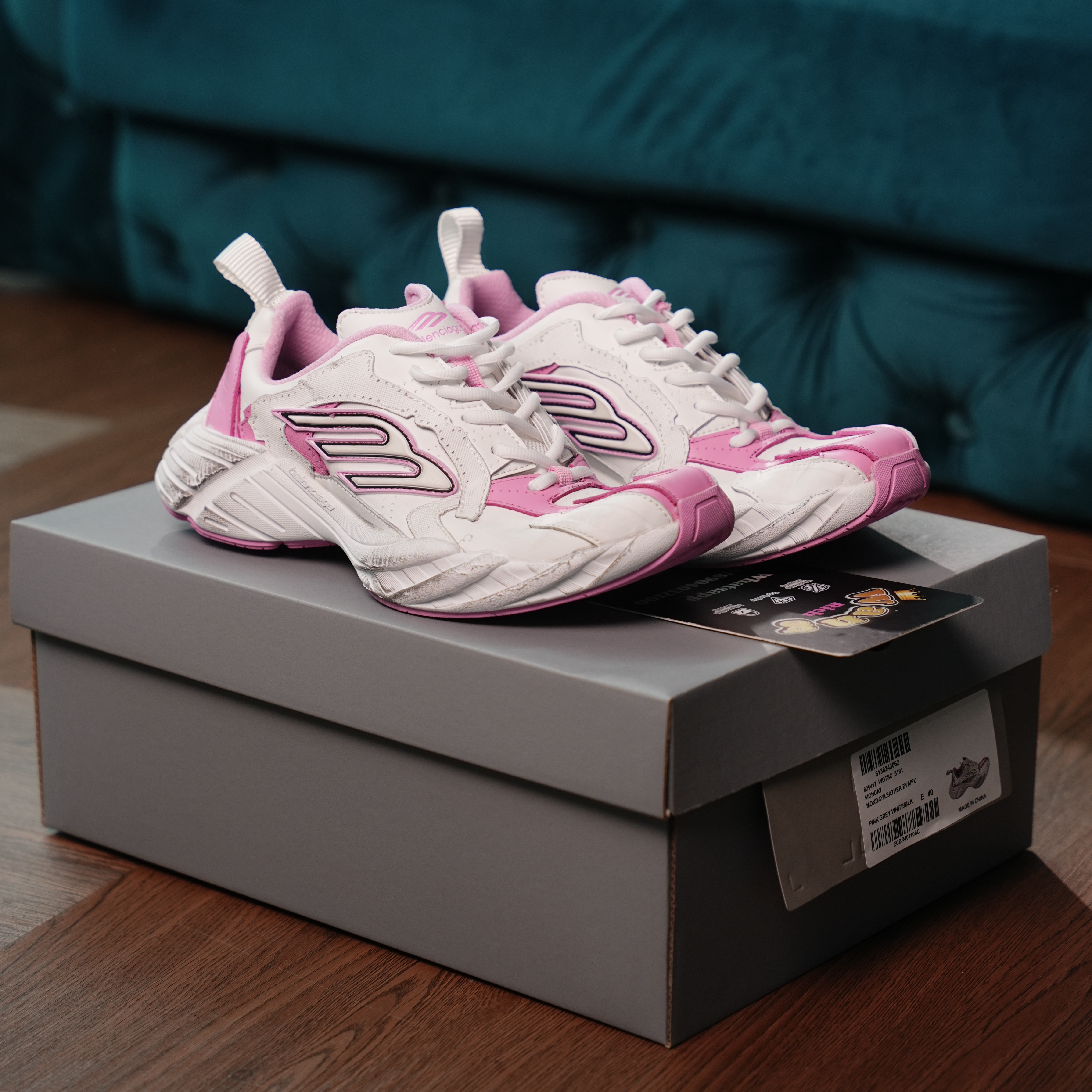 Balenciaga Monday shoe White Pink