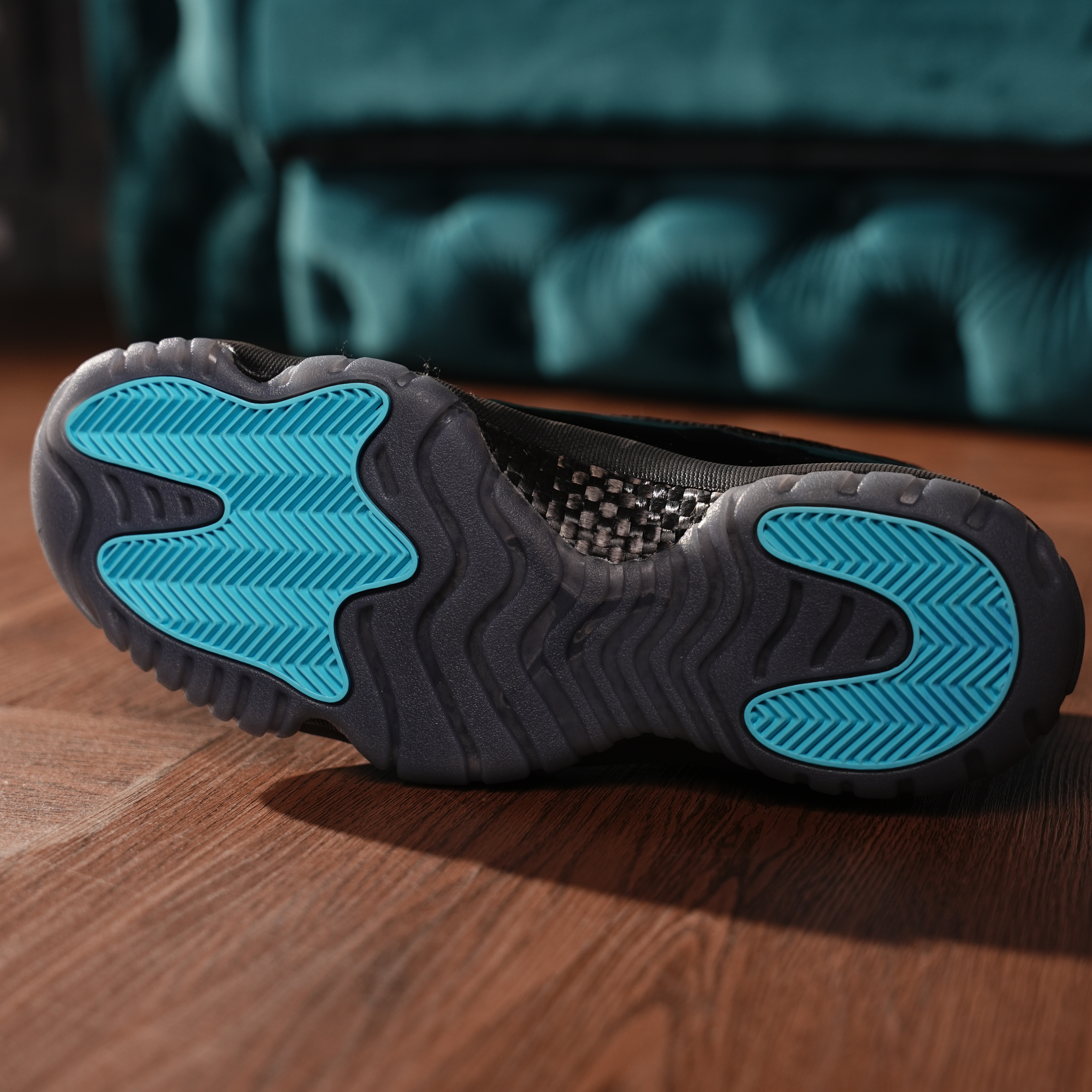 Air Jordan 11 Retro 'Gamma Blue' 2025