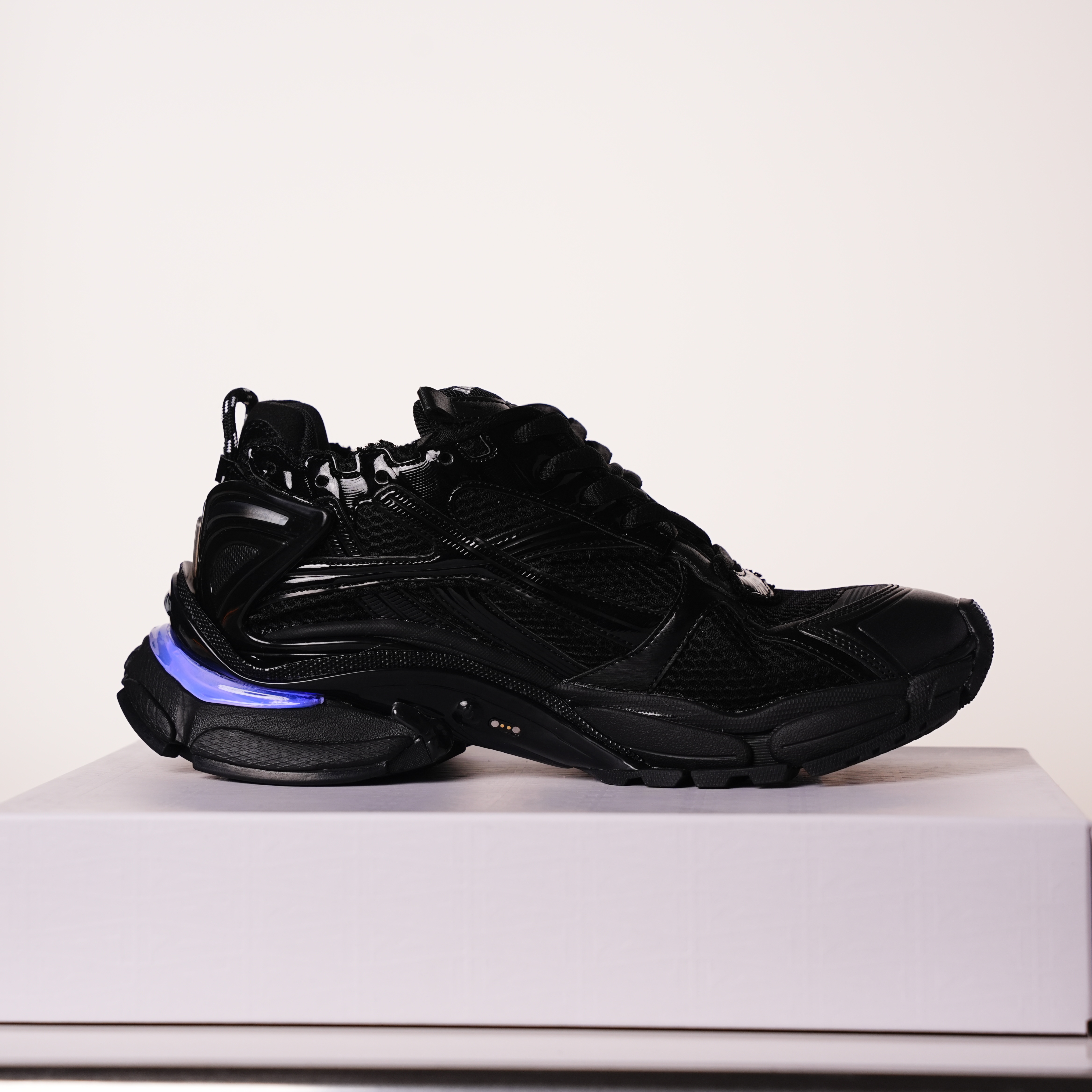 Balenciaga Runner Black LED