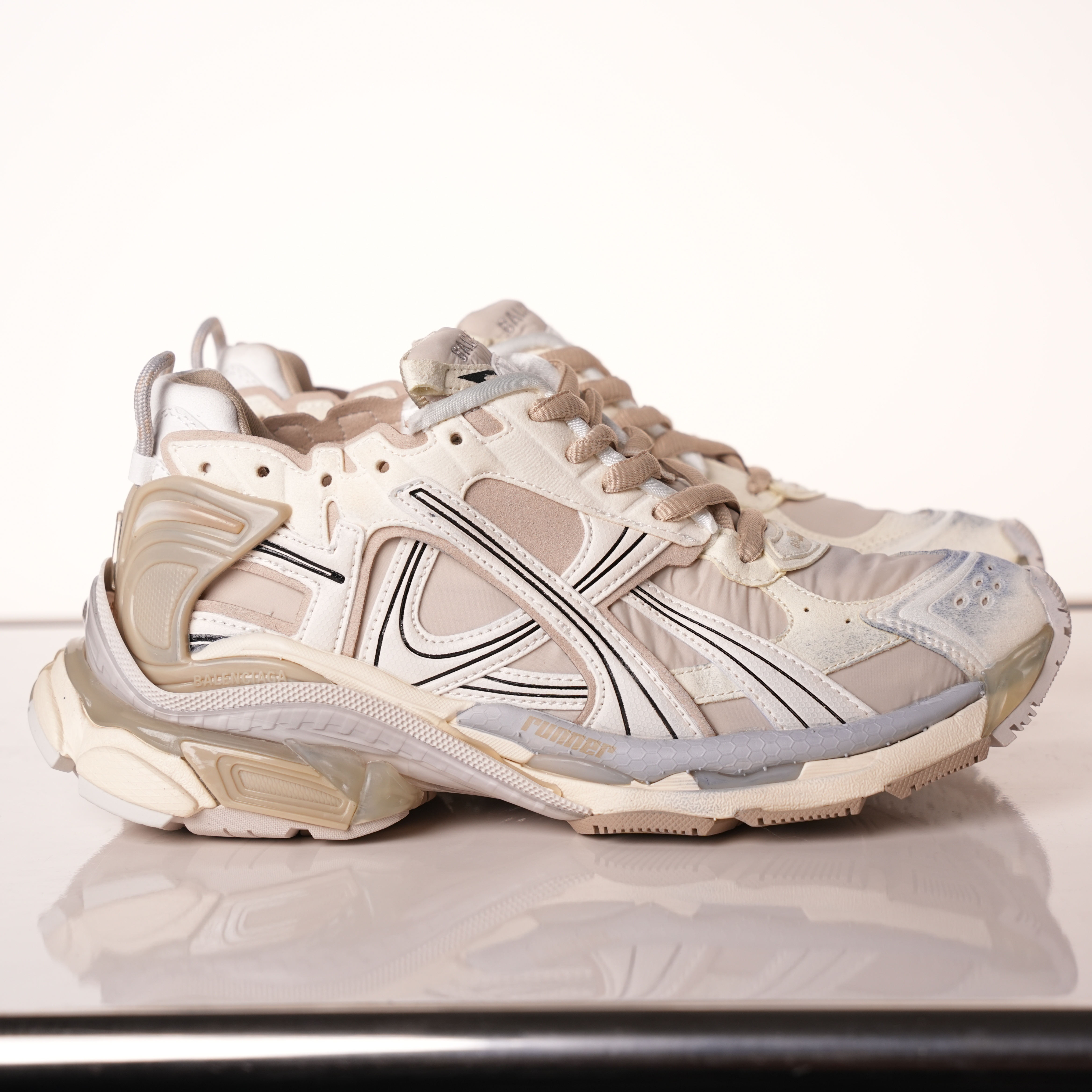 Balenciaga Runner Sneaker Beige Mix