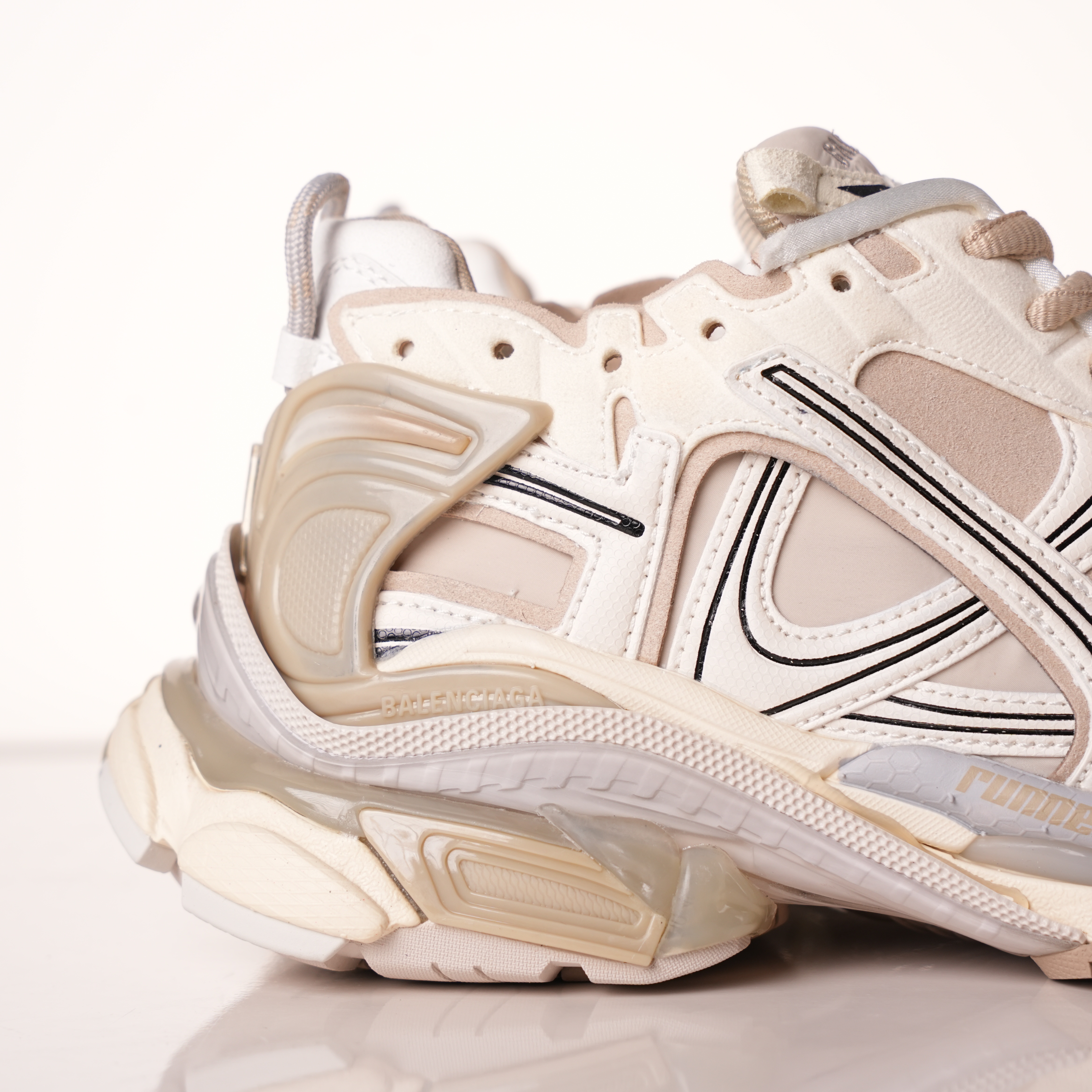 Balenciaga Runner Sneaker Beige Mix