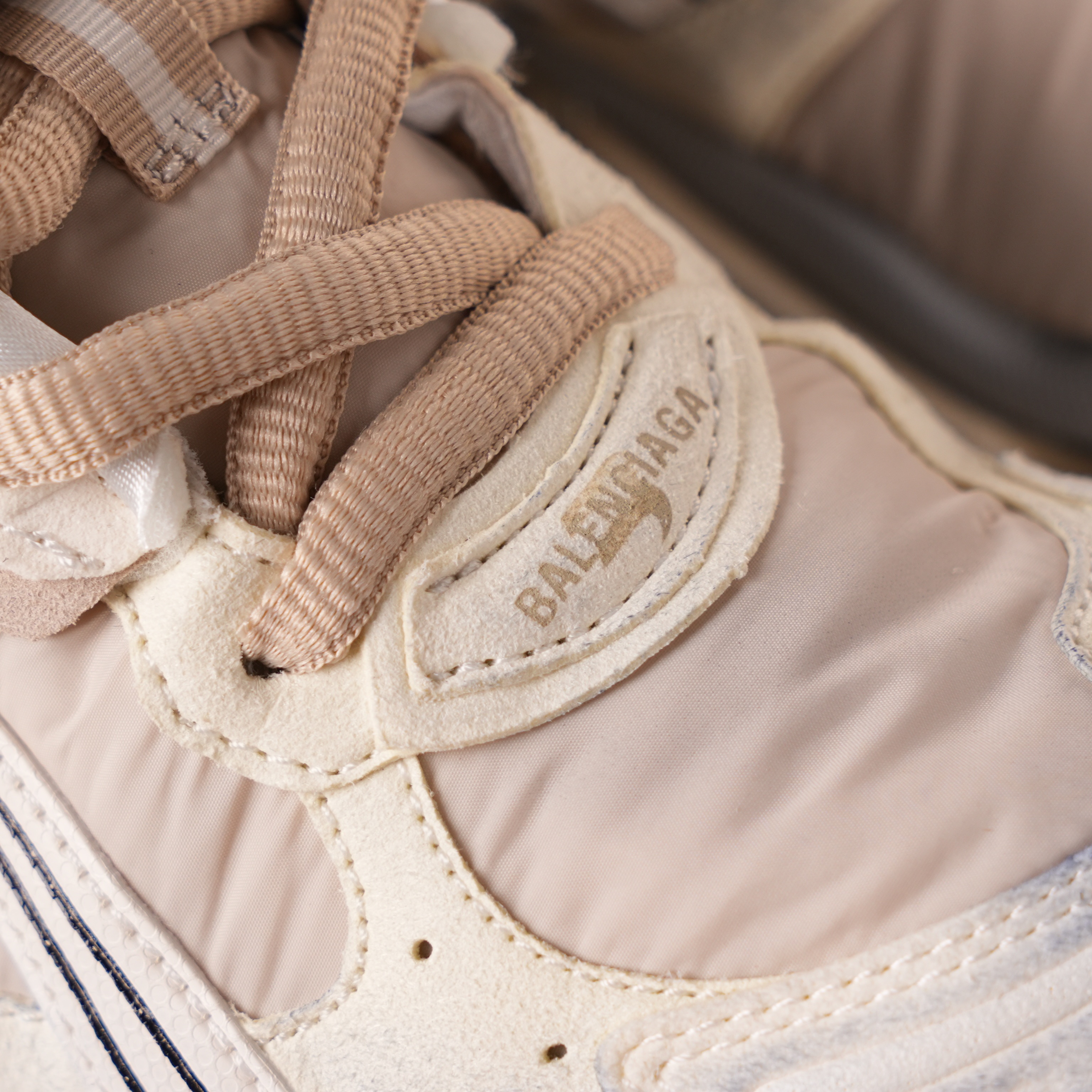 Balenciaga Runner Sneaker Beige Mix