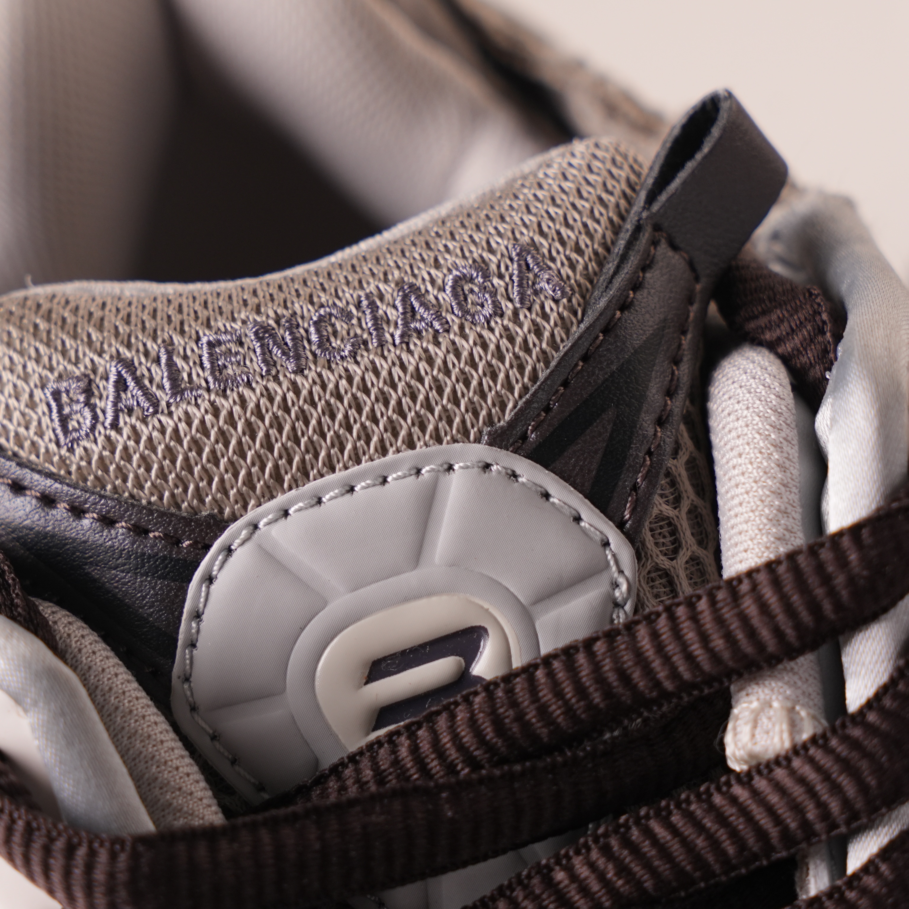 Balenciaga Runner Taupe Mix
