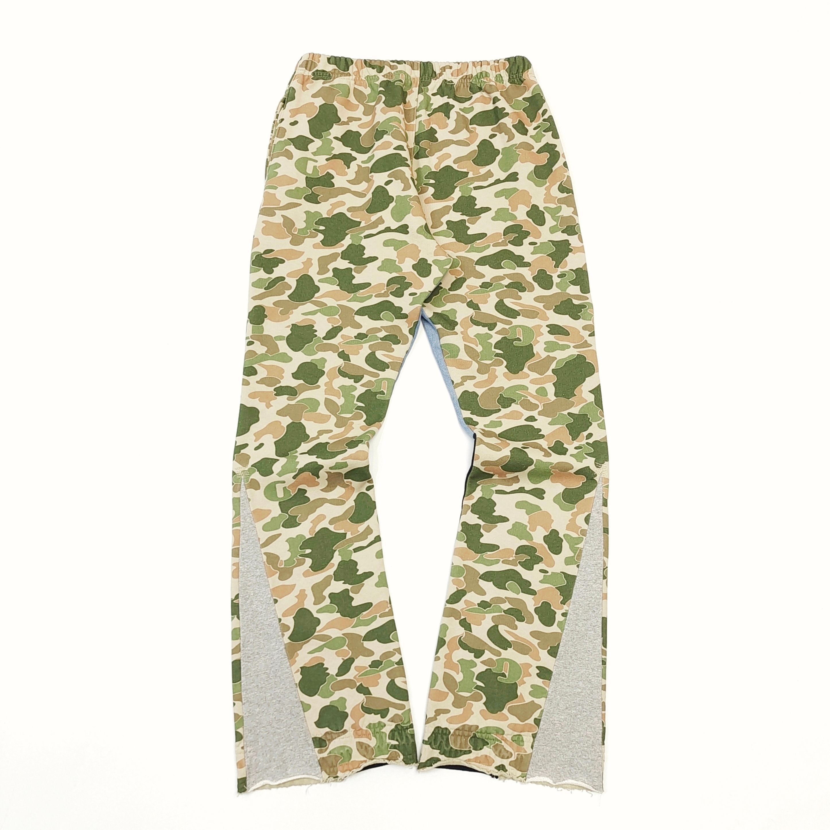 GD Flared Patchwork Camouflage And Logo-Print Sweatpants Green / Camo #B4373