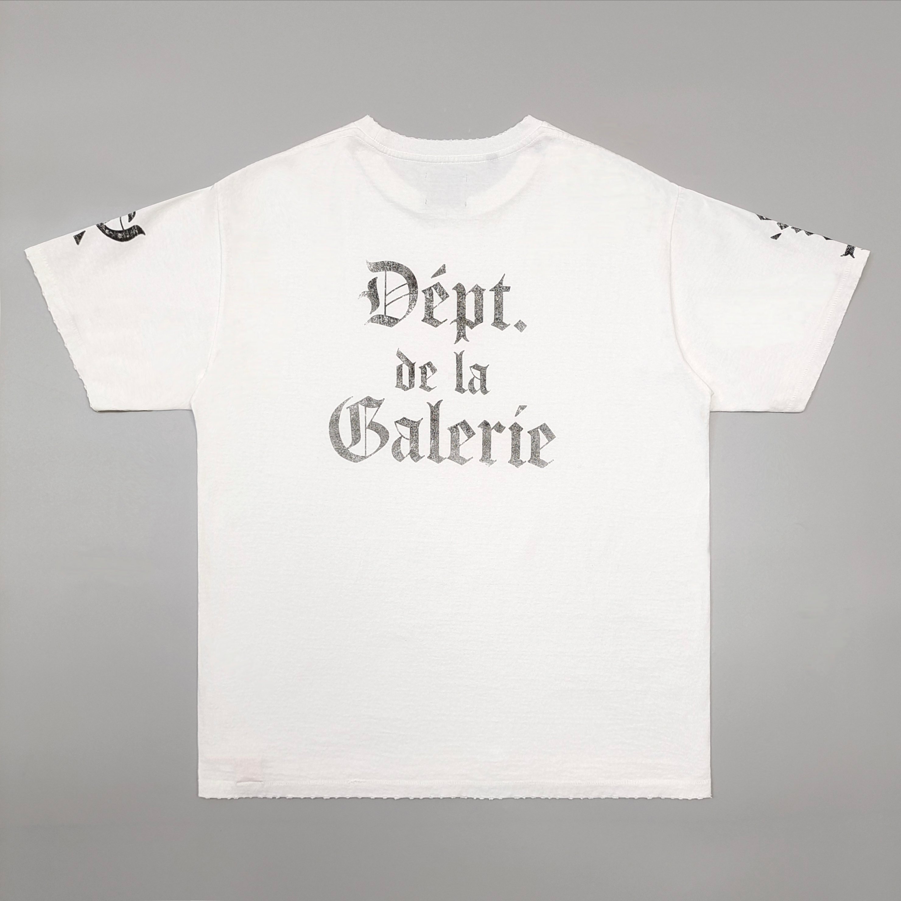 GD Dept. De La Galerie Gothic Logo Tee White #B4493