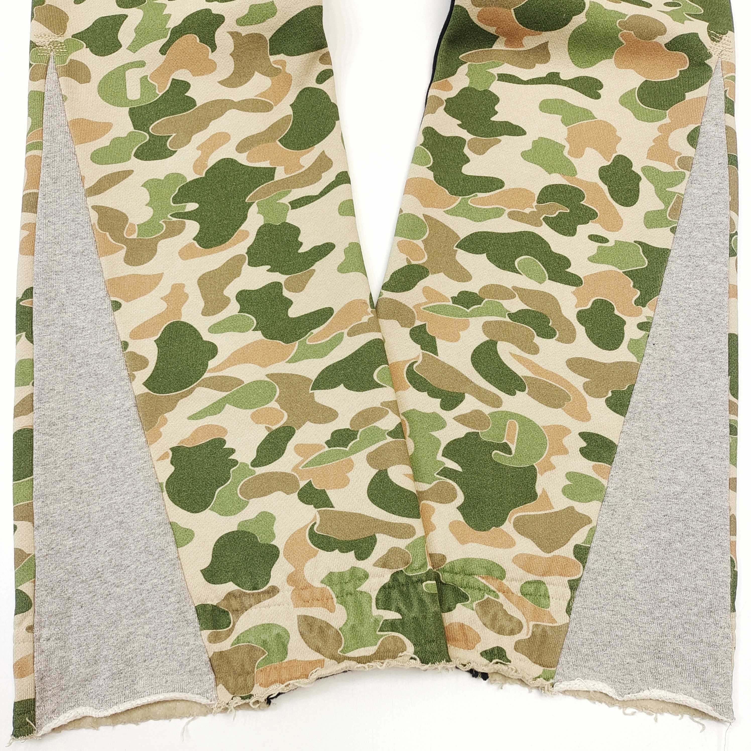 GD Flared Patchwork Camouflage And Logo-Print Sweatpants Green / Camo #B4373