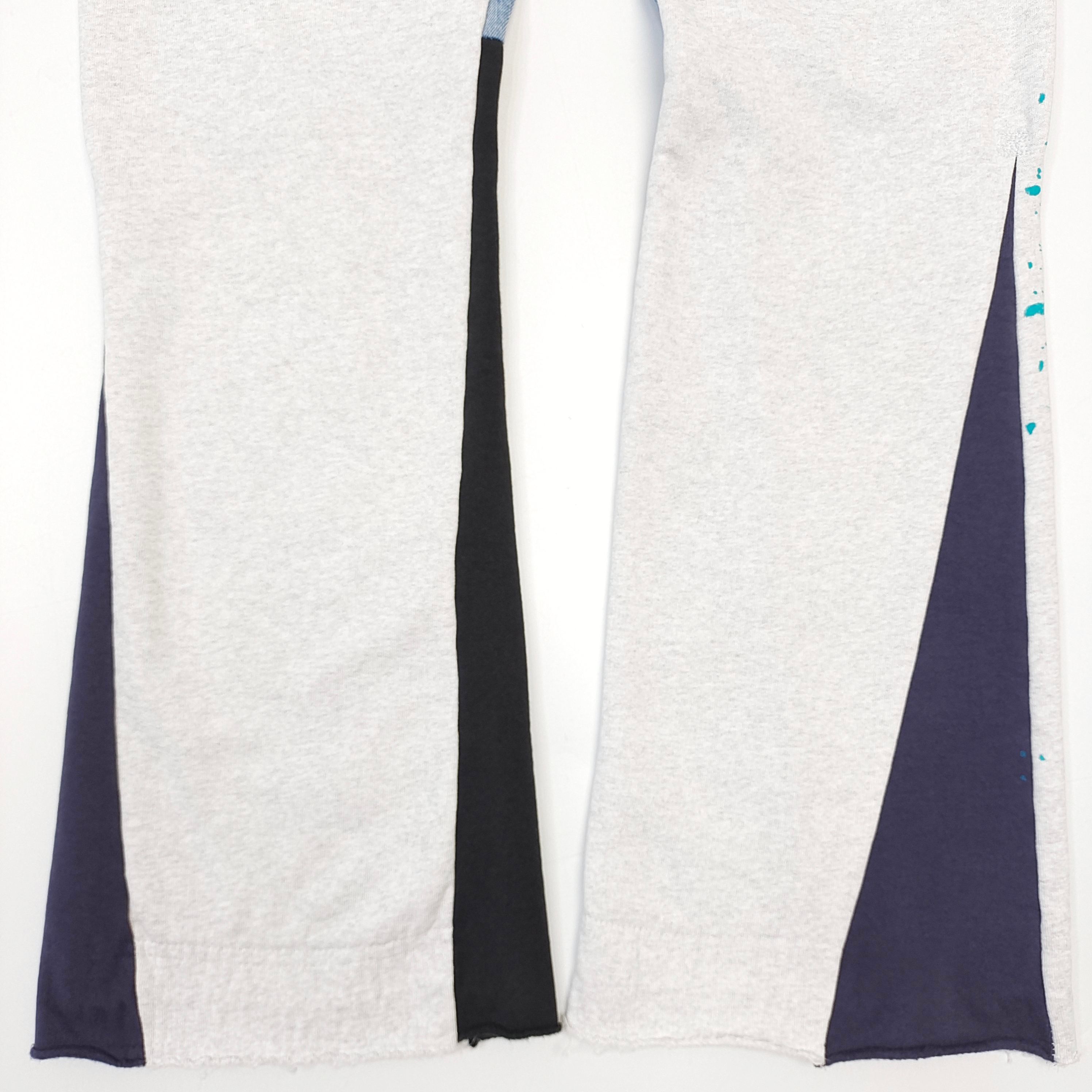 GD Twisted Leg Sweatpant Flare / Dept Logo Painted Flare #B4417