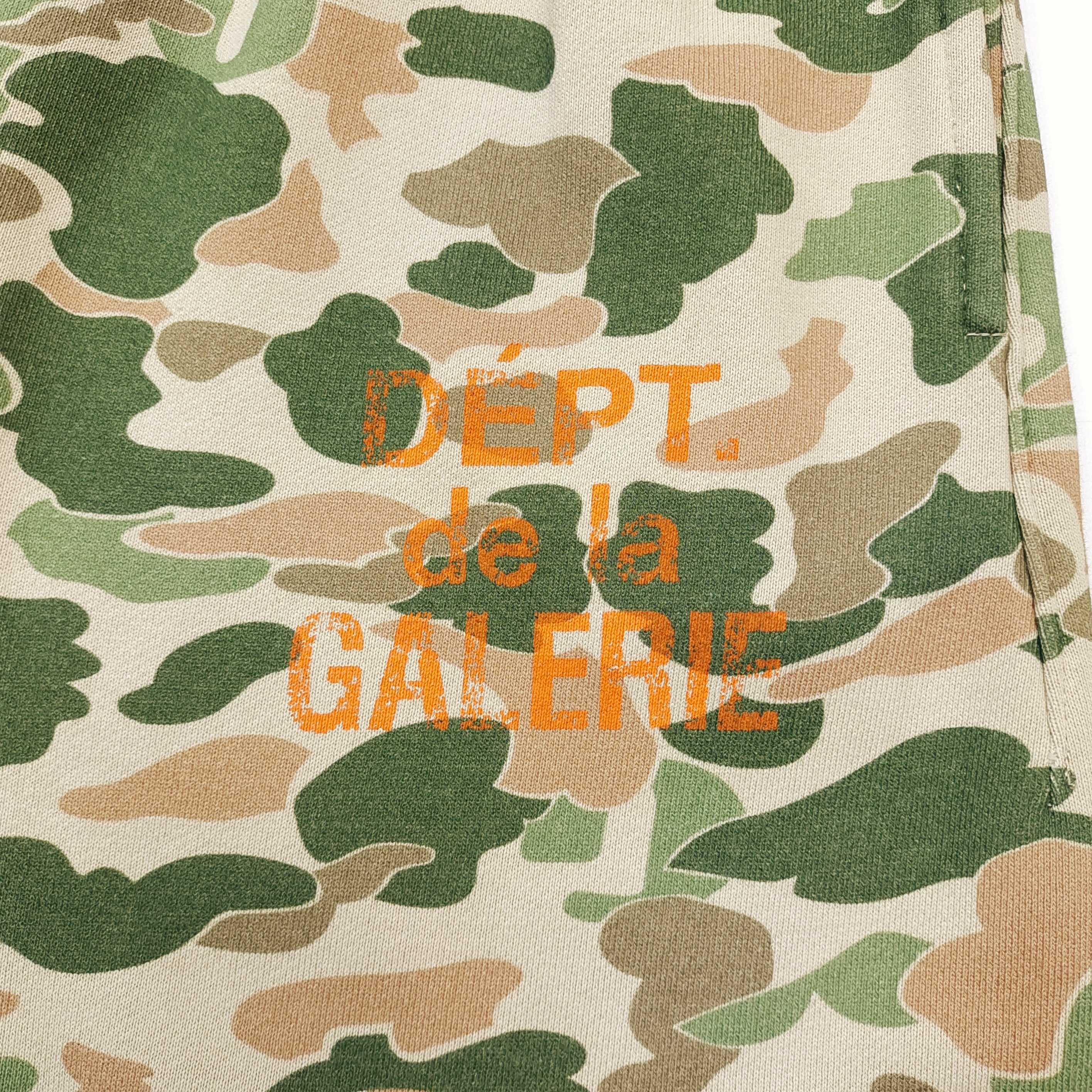 GD Flared Patchwork Camouflage And Logo-Print Sweatpants Green / Camo #B4373