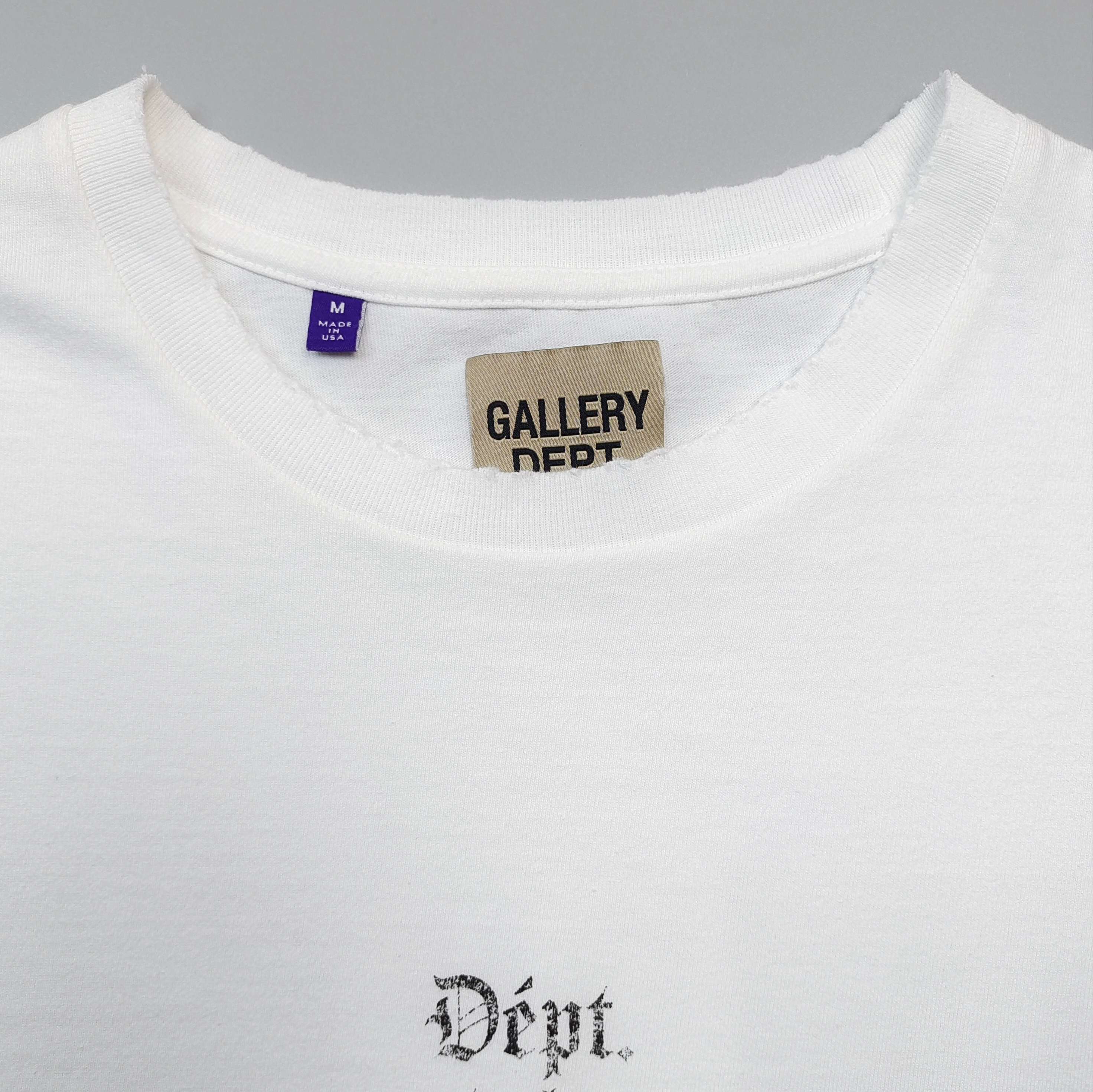 GD Dept. De La Galerie Gothic Logo Tee White #B4493