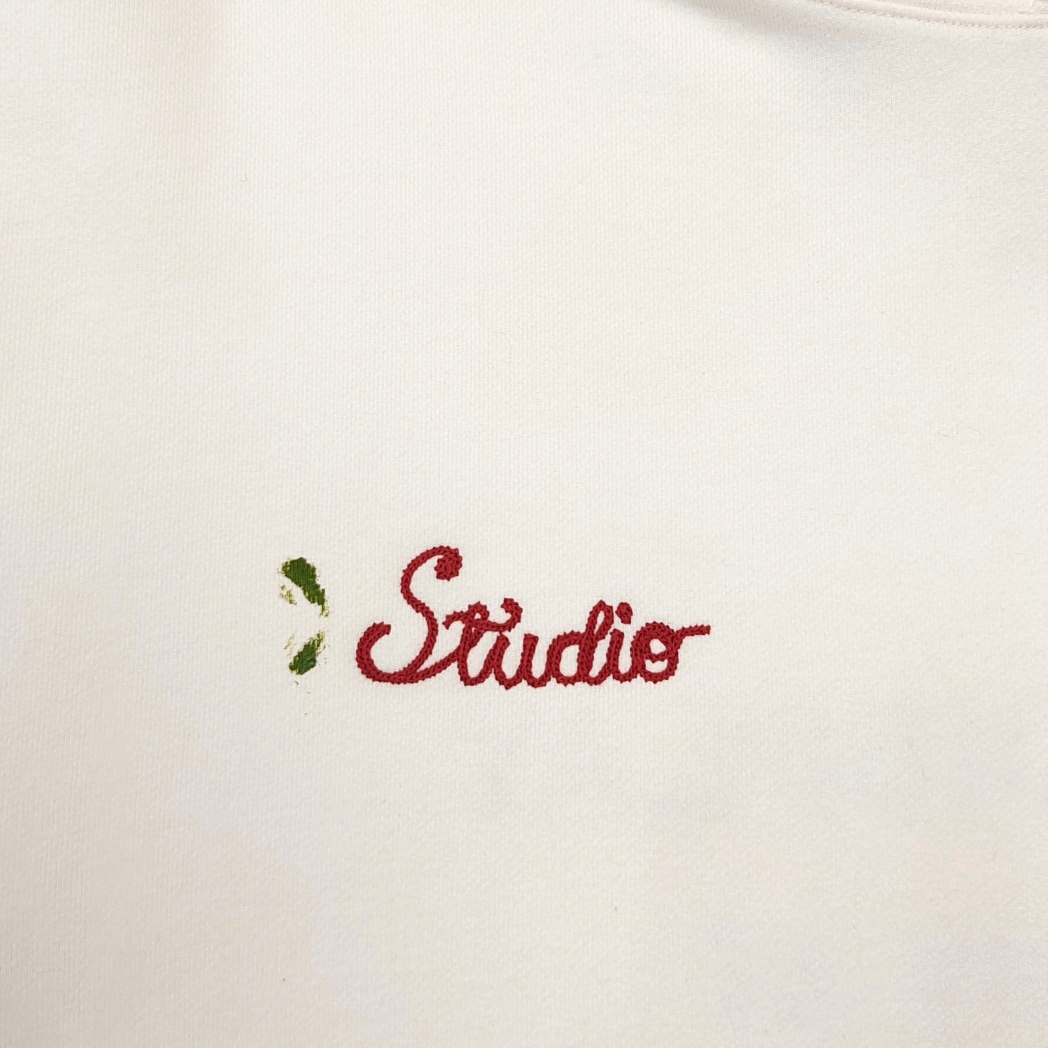 GD Studio Hoodie Light Archival White #B4343